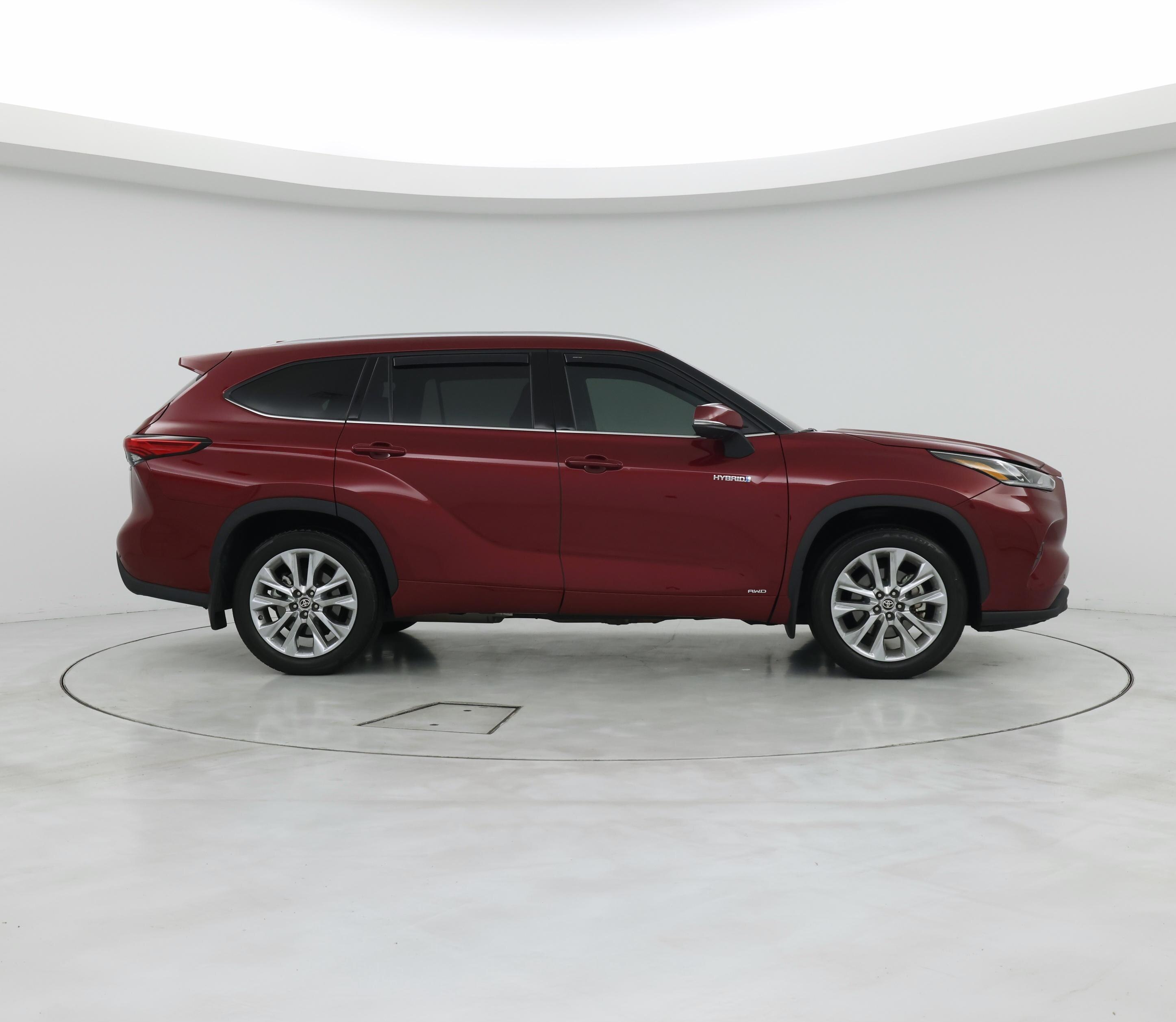 Thumbnail: 2021 Toyota Highlander - 7