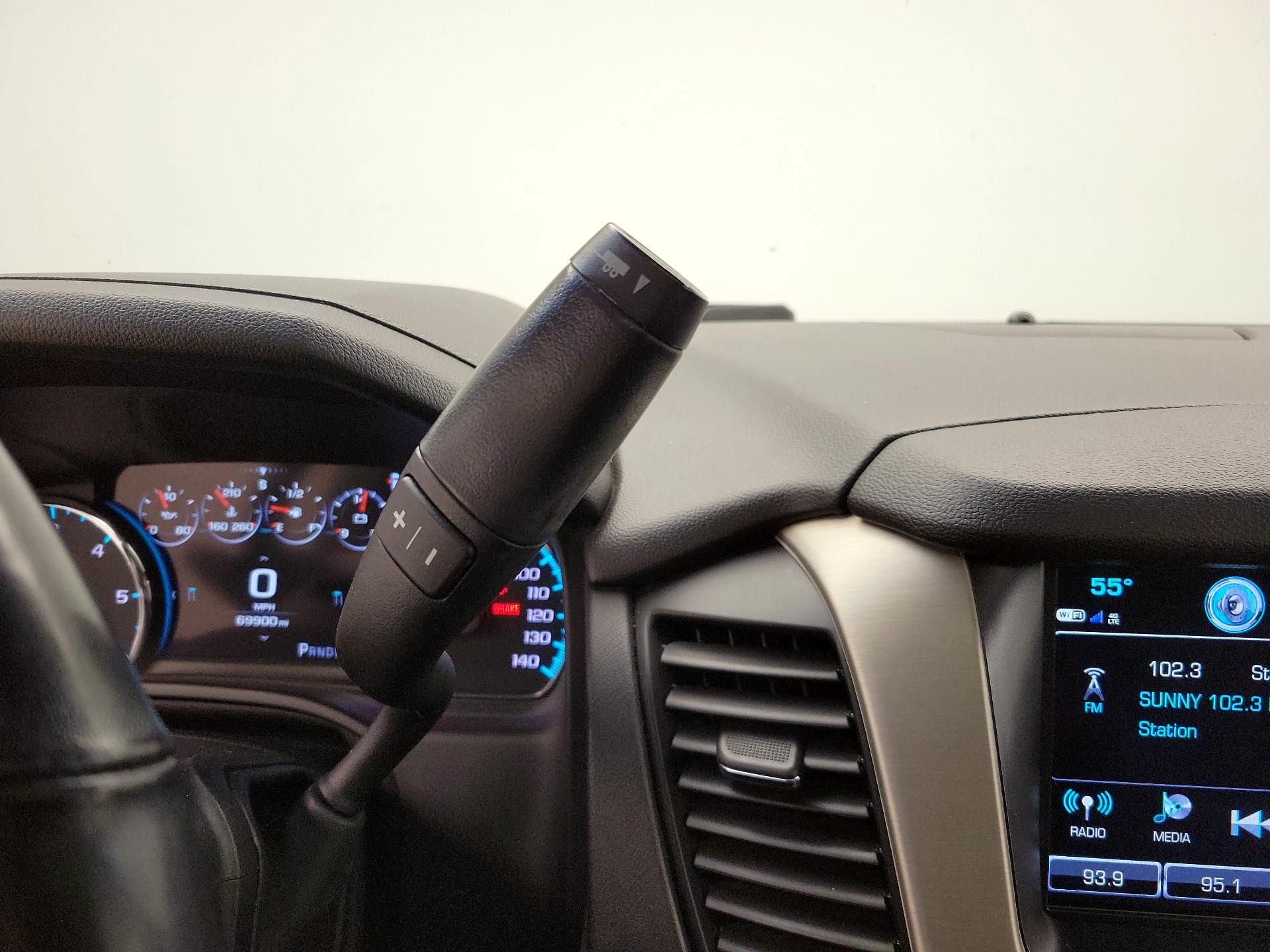 Thumbnail: 2020 GMC Yukon XL - 18