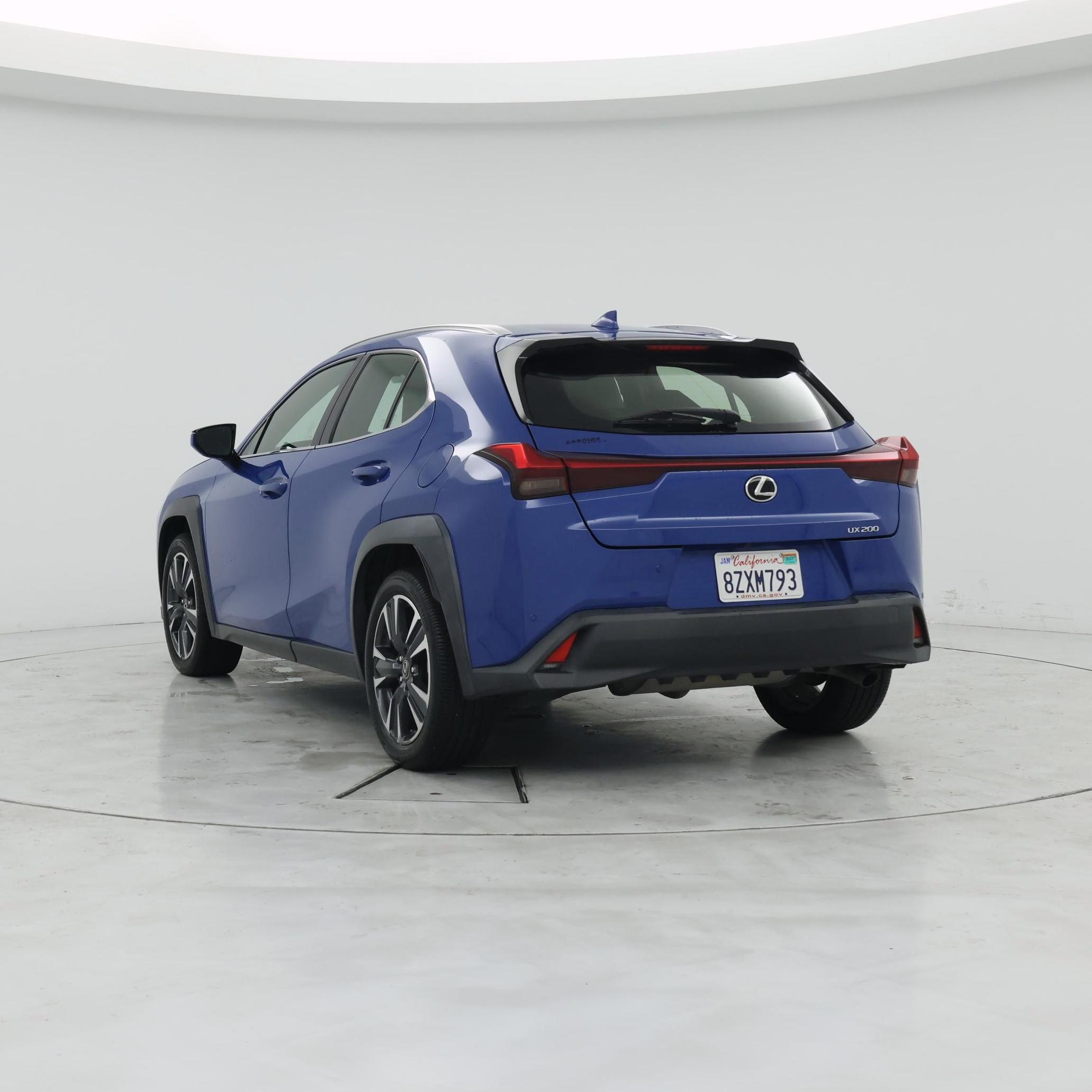 Thumbnail: 2022 Lexus UX - 2