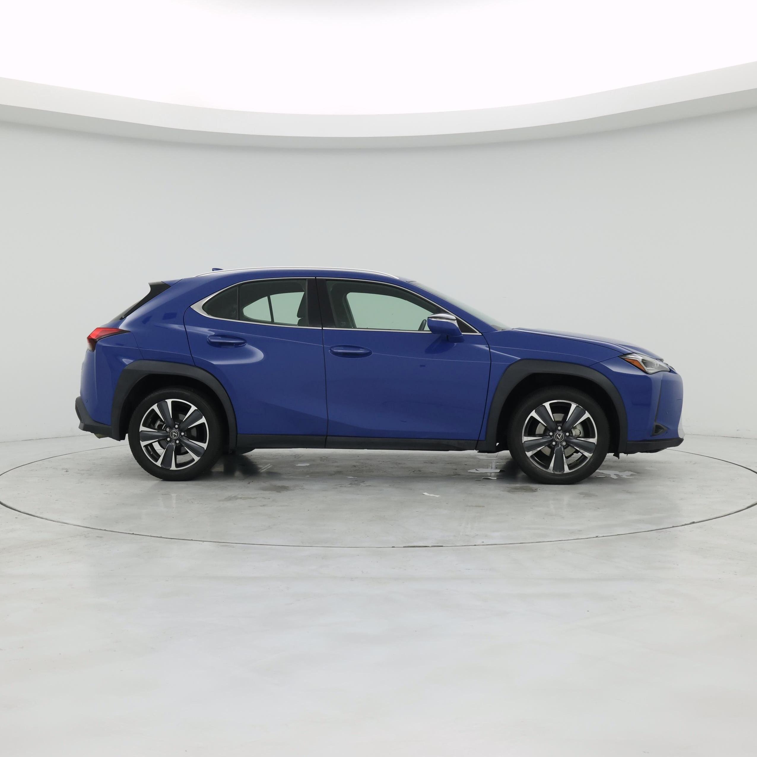 Thumbnail: 2022 Lexus UX - 7