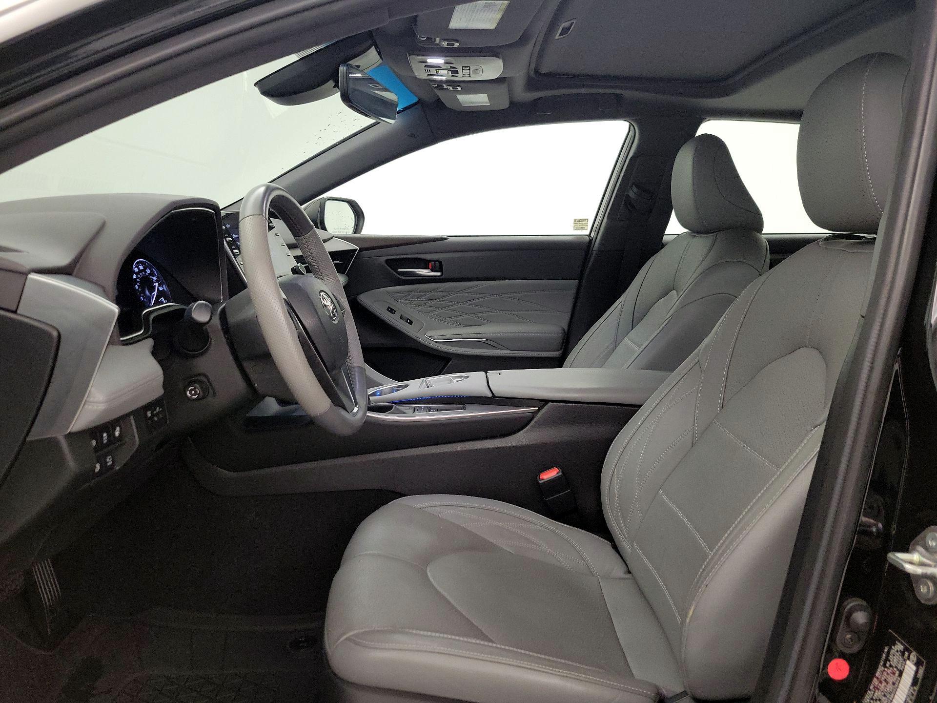 Thumbnail: 2019 Toyota Avalon - 11