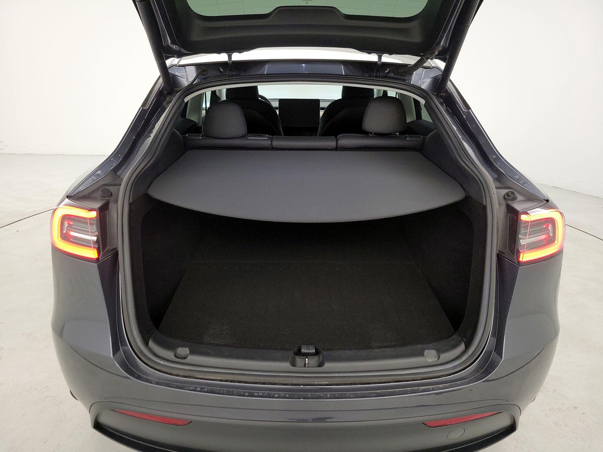 Thumbnail: 2023 Tesla Model Y - 19