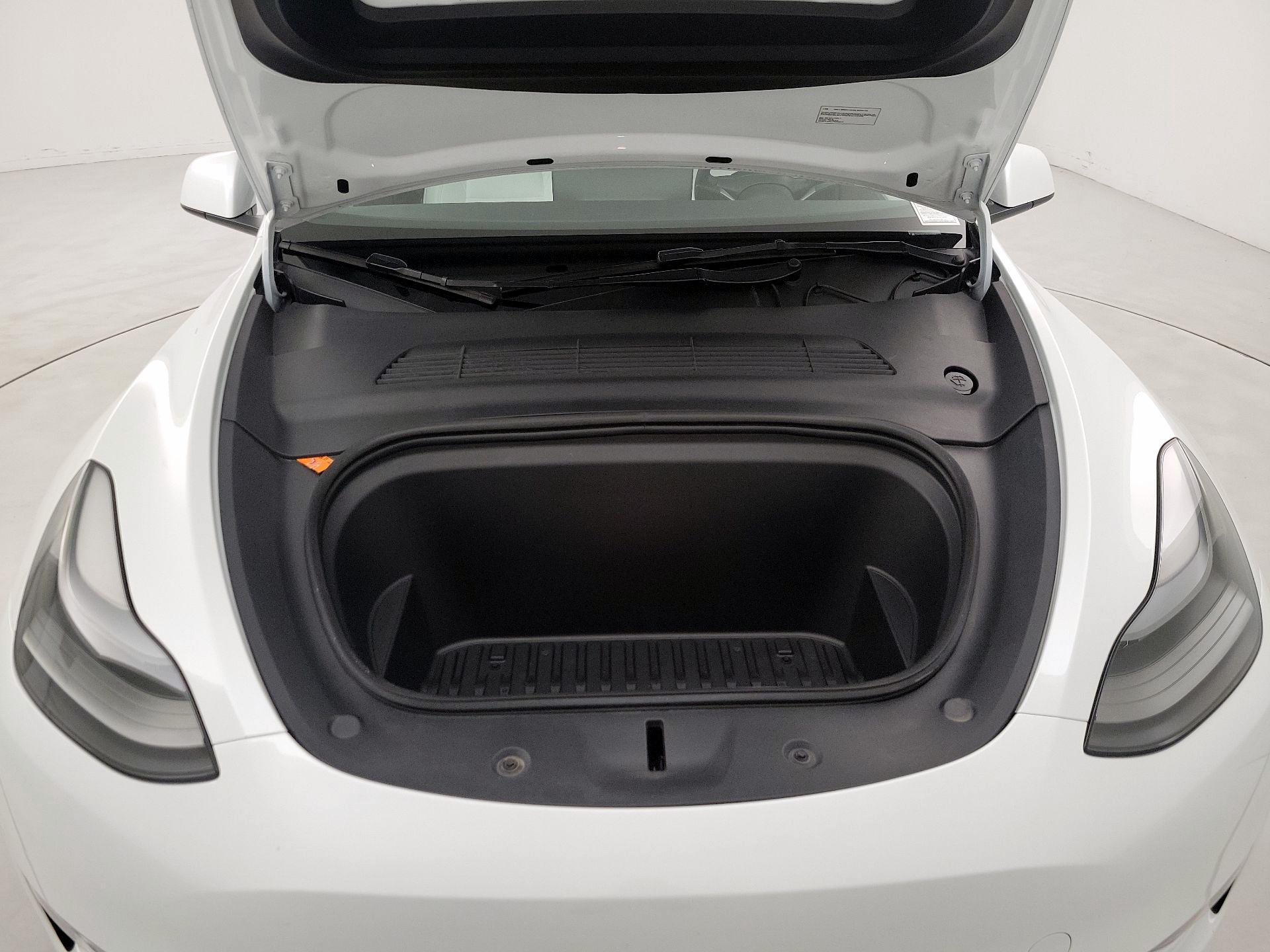 Thumbnail: 2023 Tesla Model Y - 20