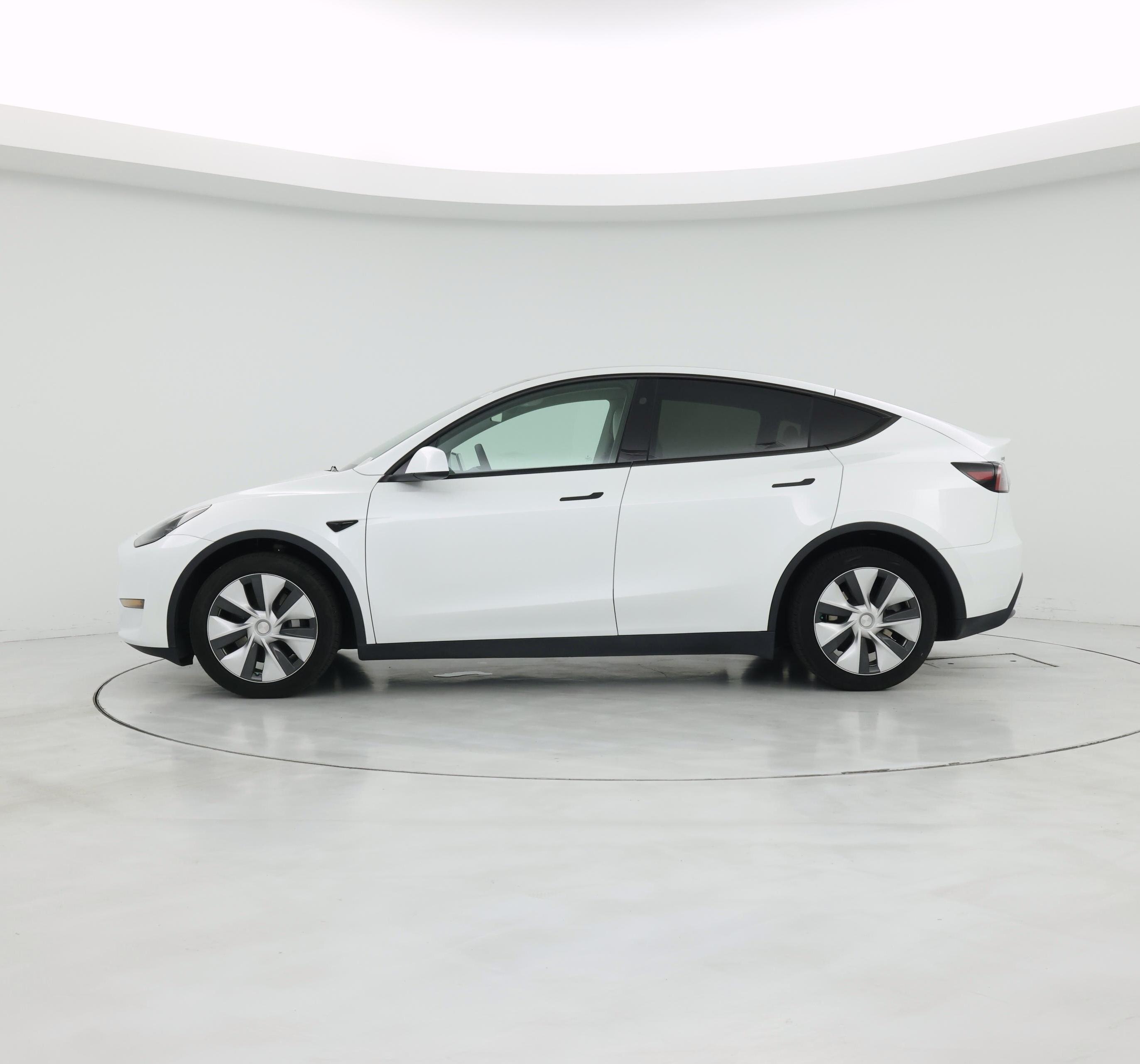 Thumbnail: 2023 Tesla Model Y - 3