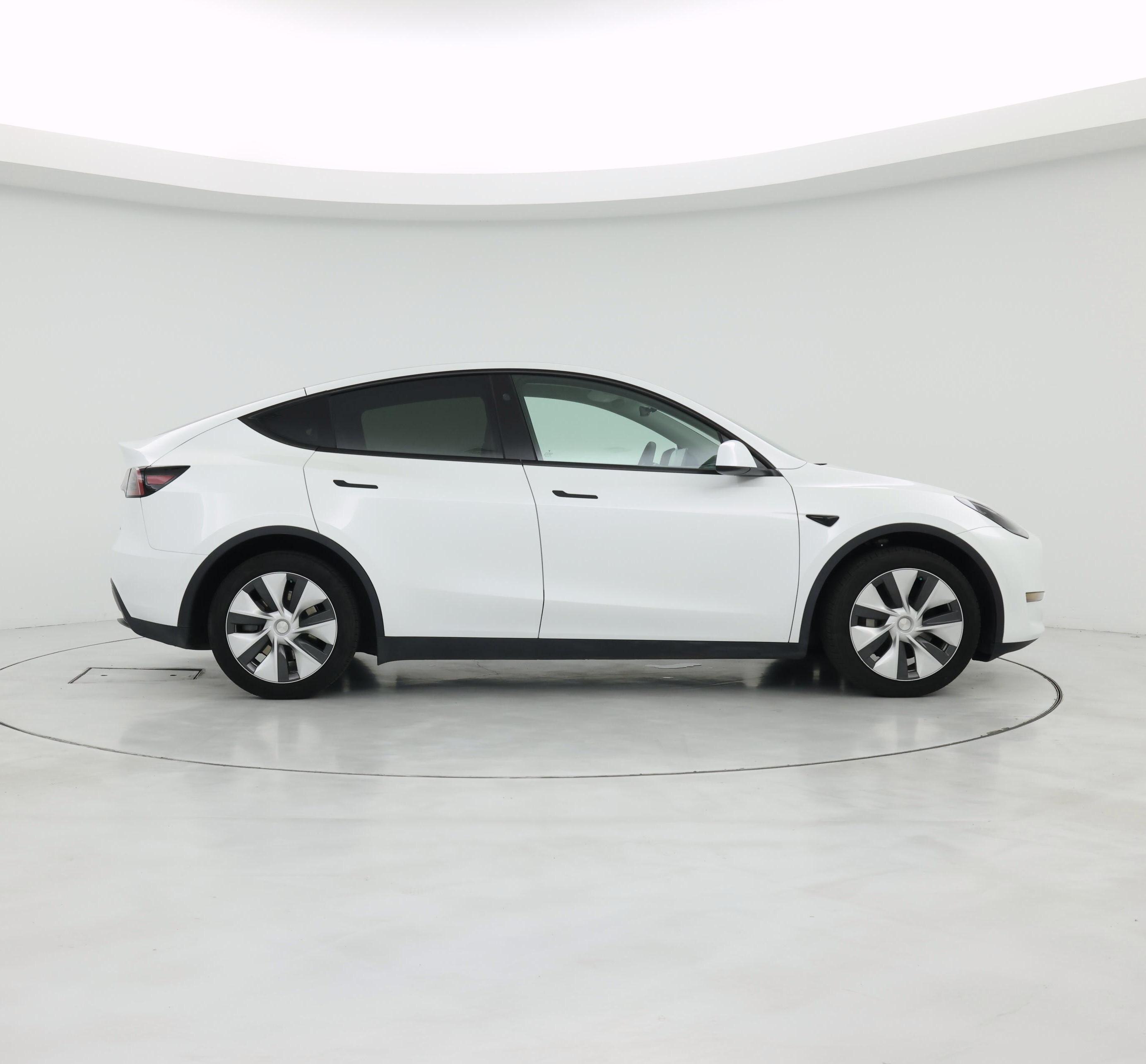 Thumbnail: 2023 Tesla Model Y - 7