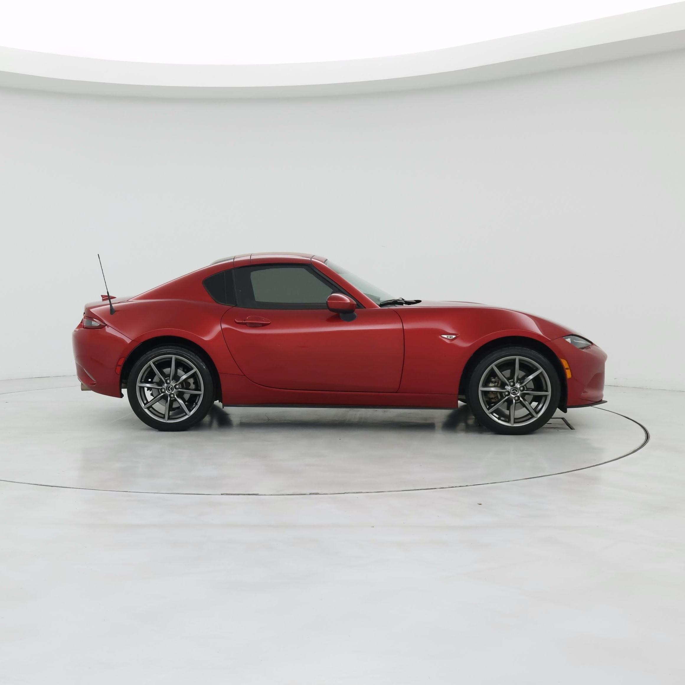 Thumbnail: 2017 Mazda MX-5 Miata - 7