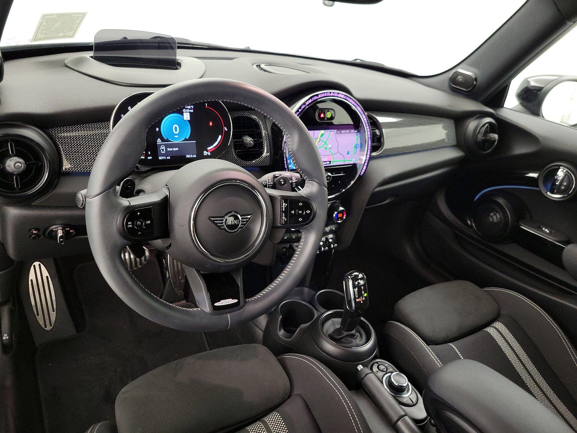 Thumbnail: 2023 MINI Cooper Hardtop - 9