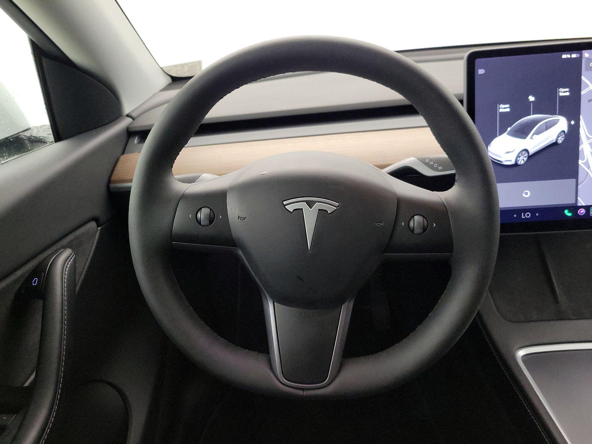 Thumbnail: 2022 Tesla Model Y - 10