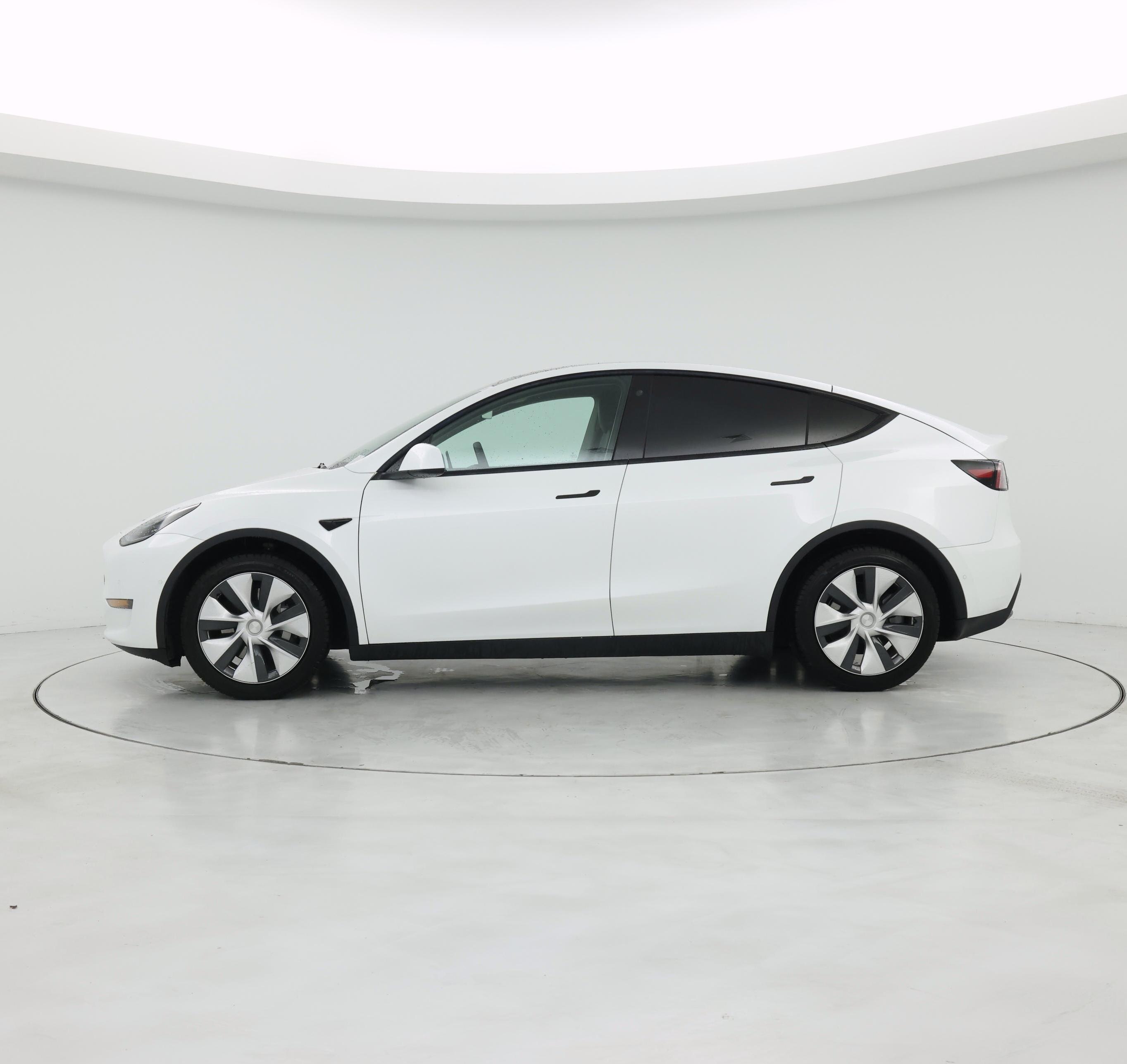 Thumbnail: 2022 Tesla Model Y - 3