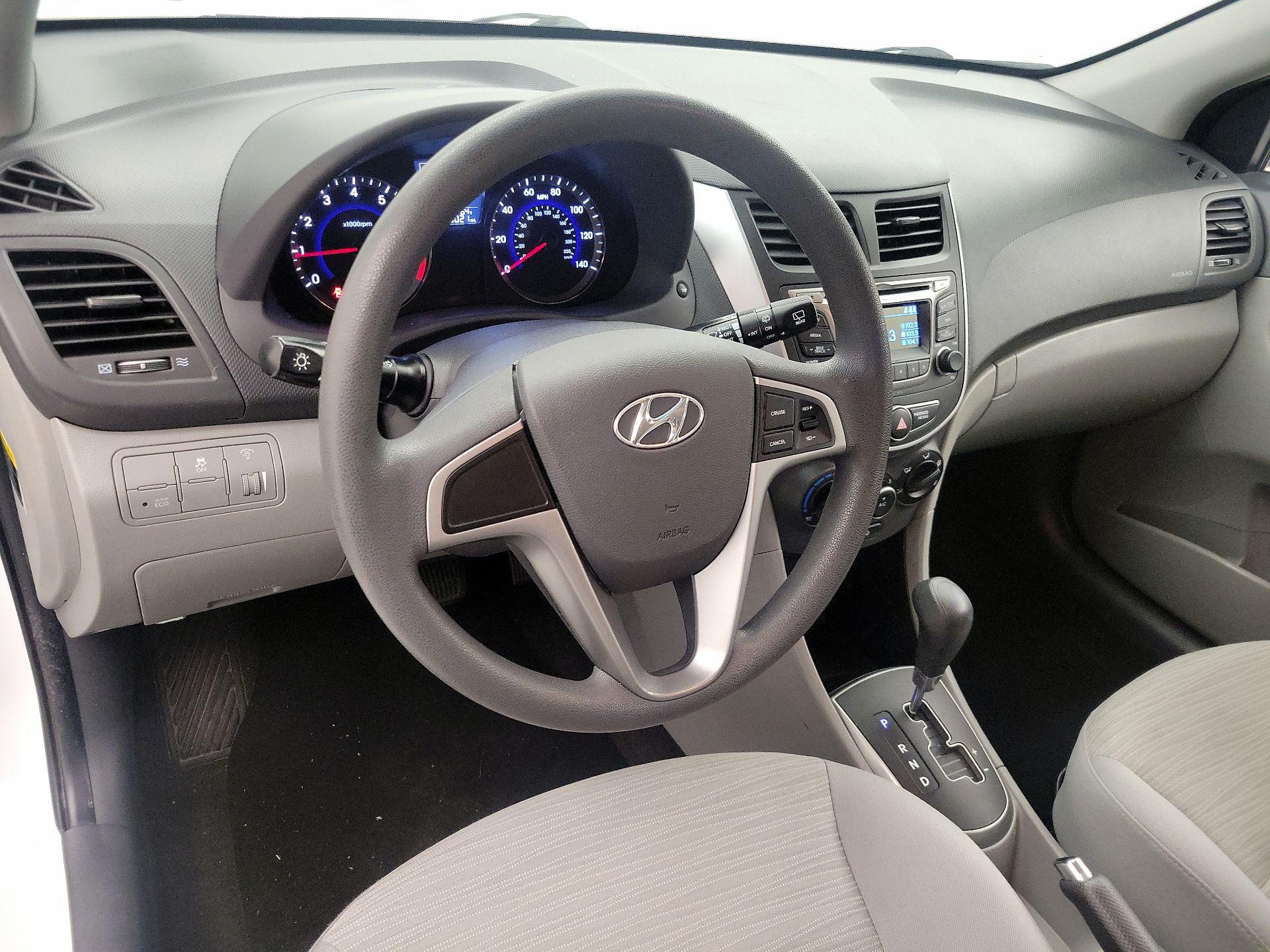 Thumbnail: 2017 Hyundai Accent - 9