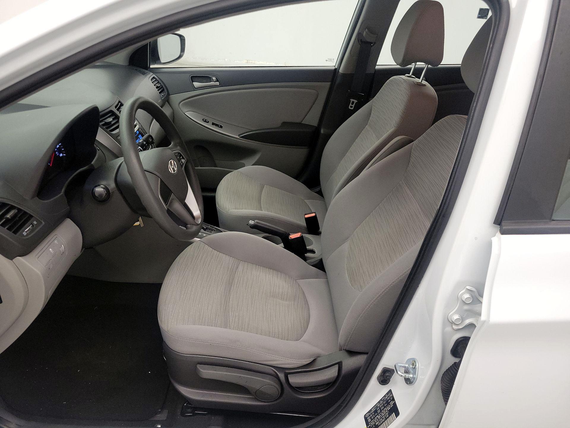 Thumbnail: 2017 Hyundai Accent - 11