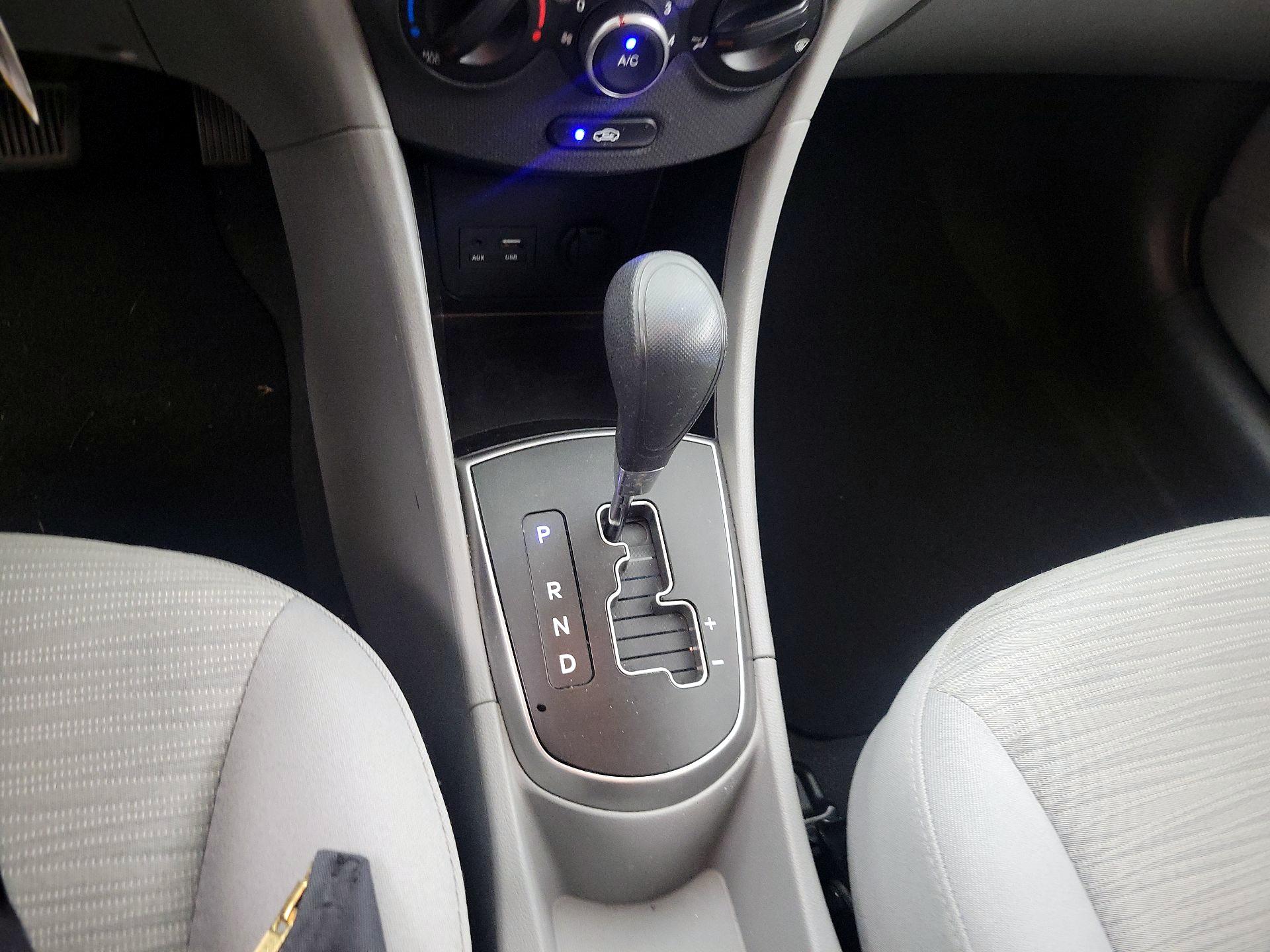 Thumbnail: 2017 Hyundai Accent - 16