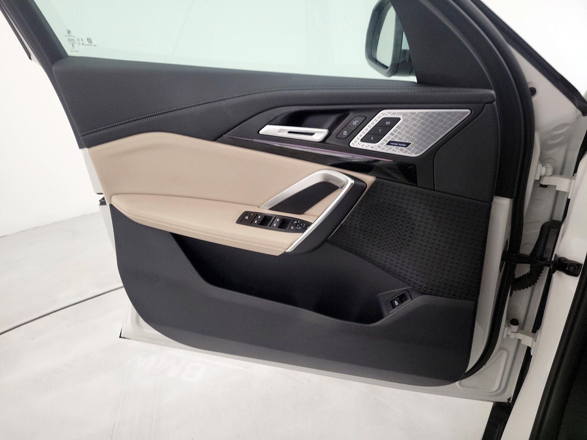 Thumbnail: 2024 BMW X1 - 12