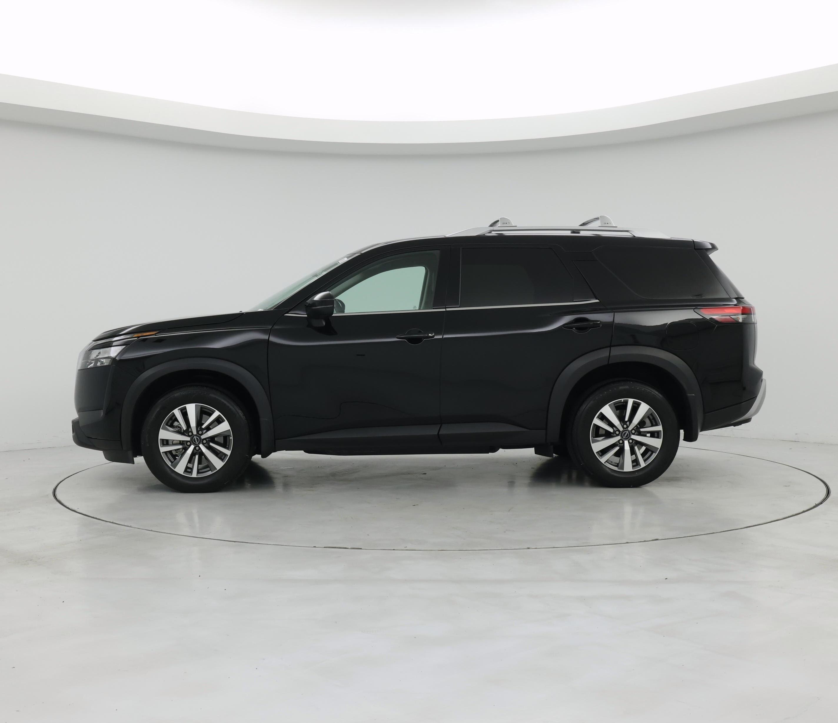 Thumbnail: 2025 Nissan Pathfinder - 3