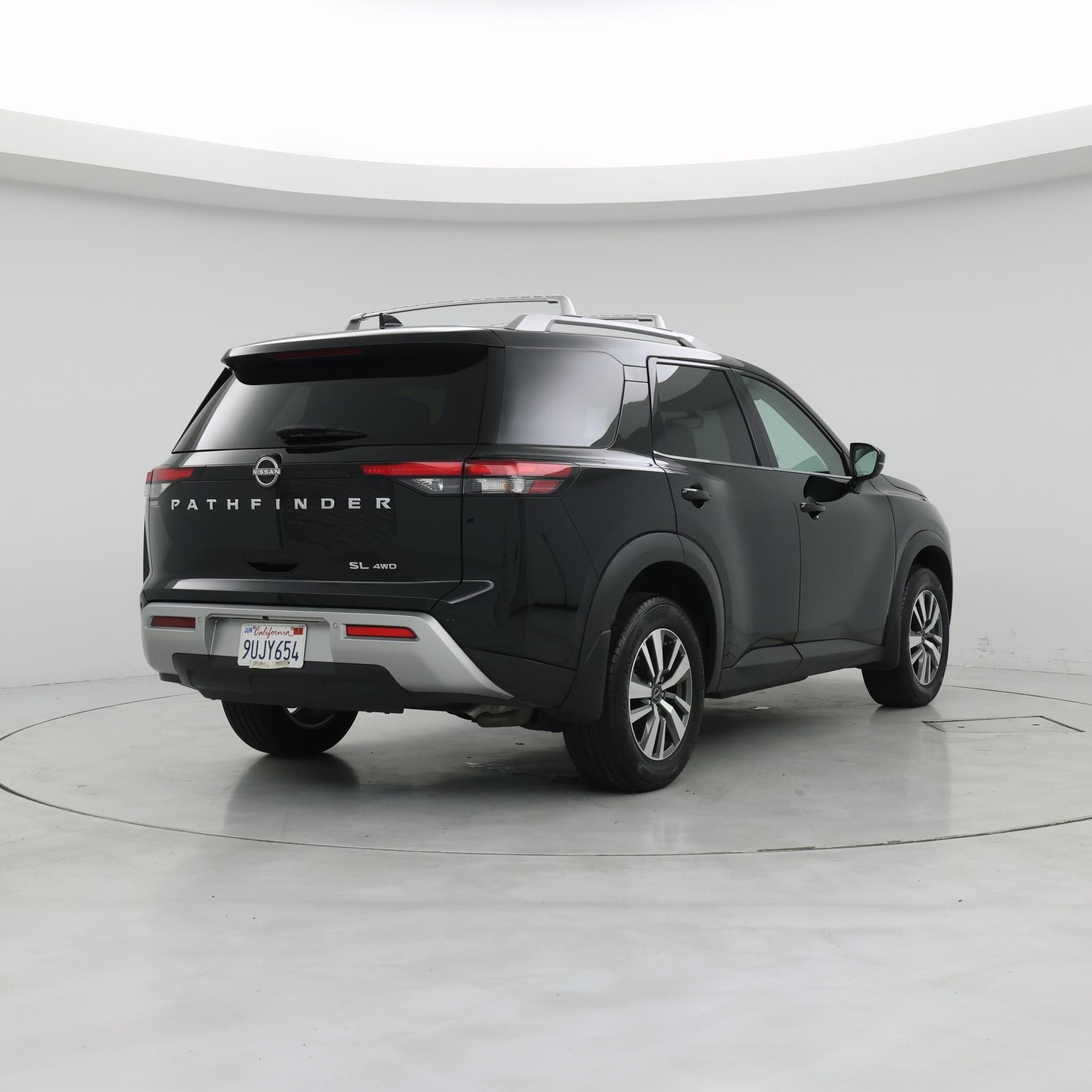 Thumbnail: 2025 Nissan Pathfinder - 8