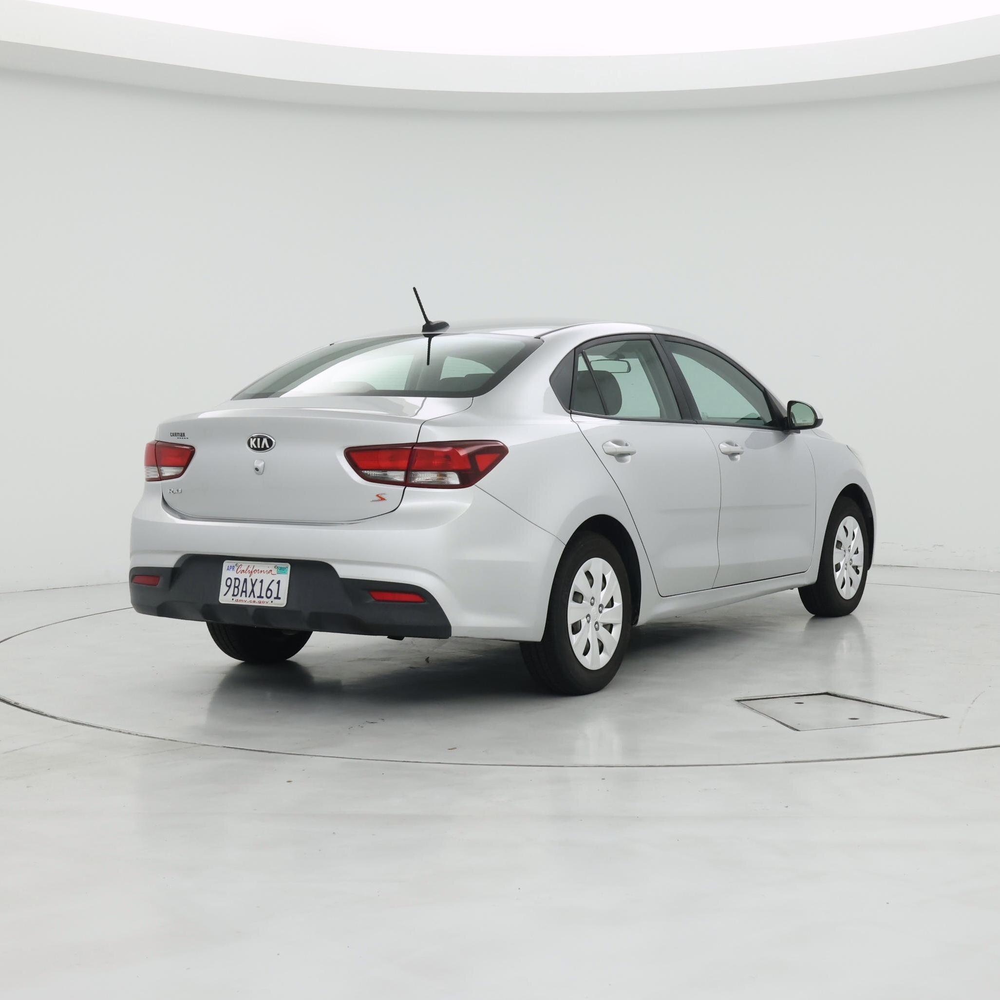 Thumbnail: 2019 Kia Rio - 8