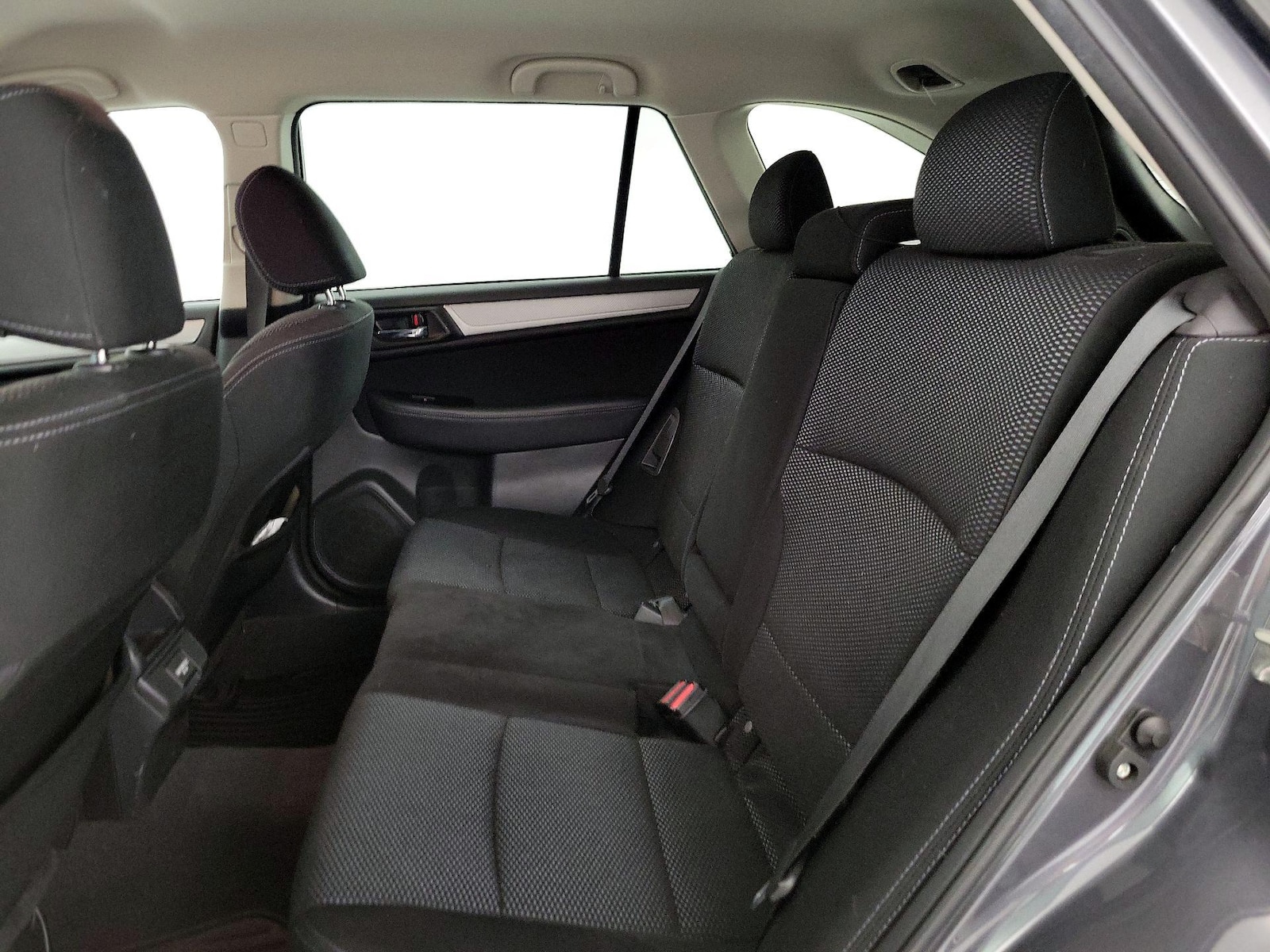 2018 Subaru Outback Premium - Photo 20