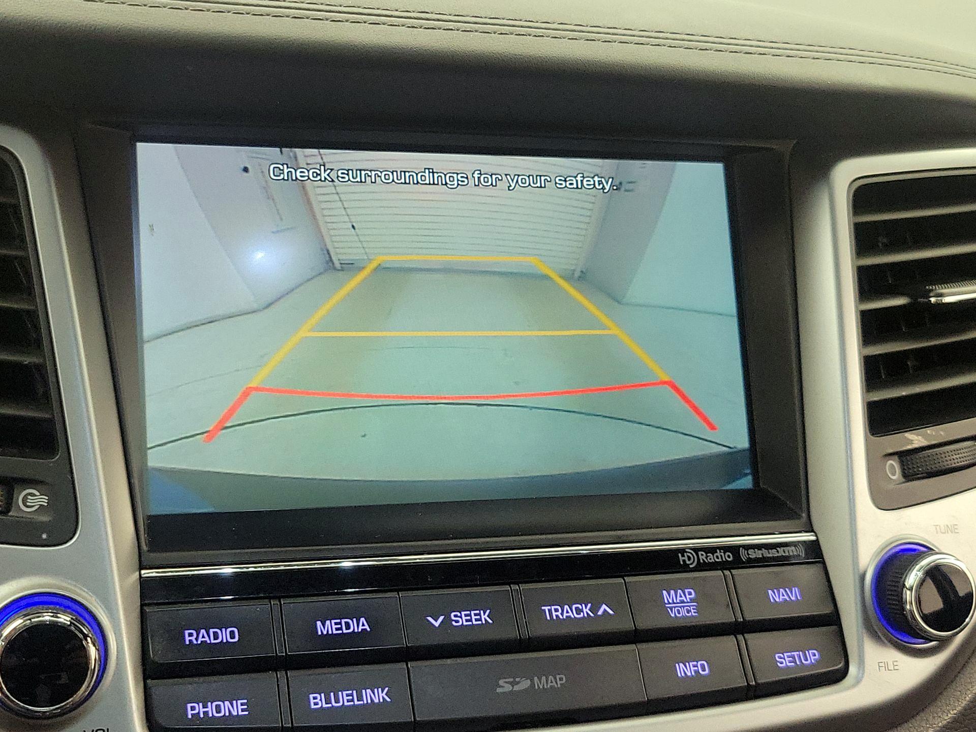 Thumbnail: 2016 Hyundai Tucson - 15