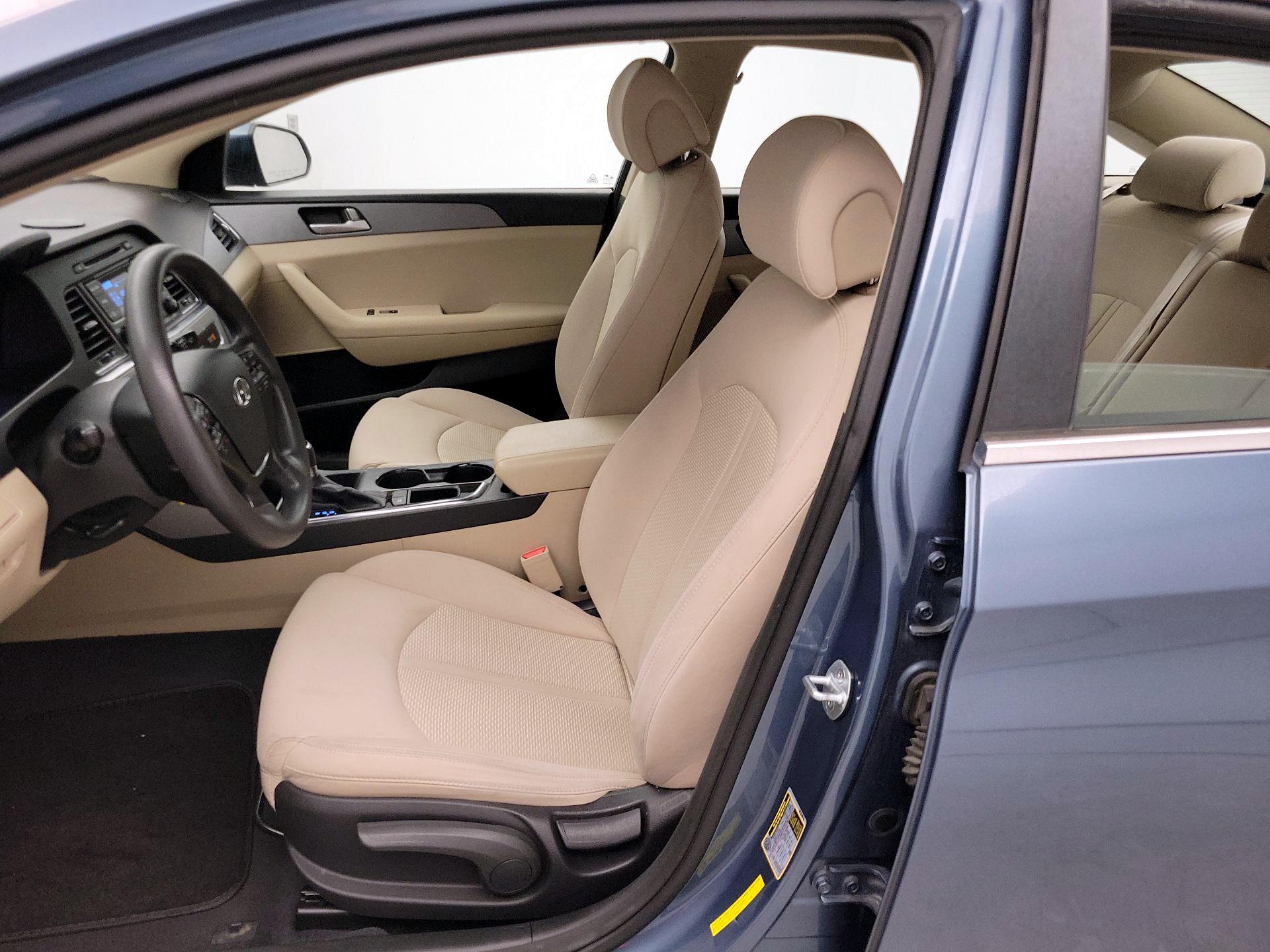 Thumbnail: 2015 Hyundai Sonata - 11
