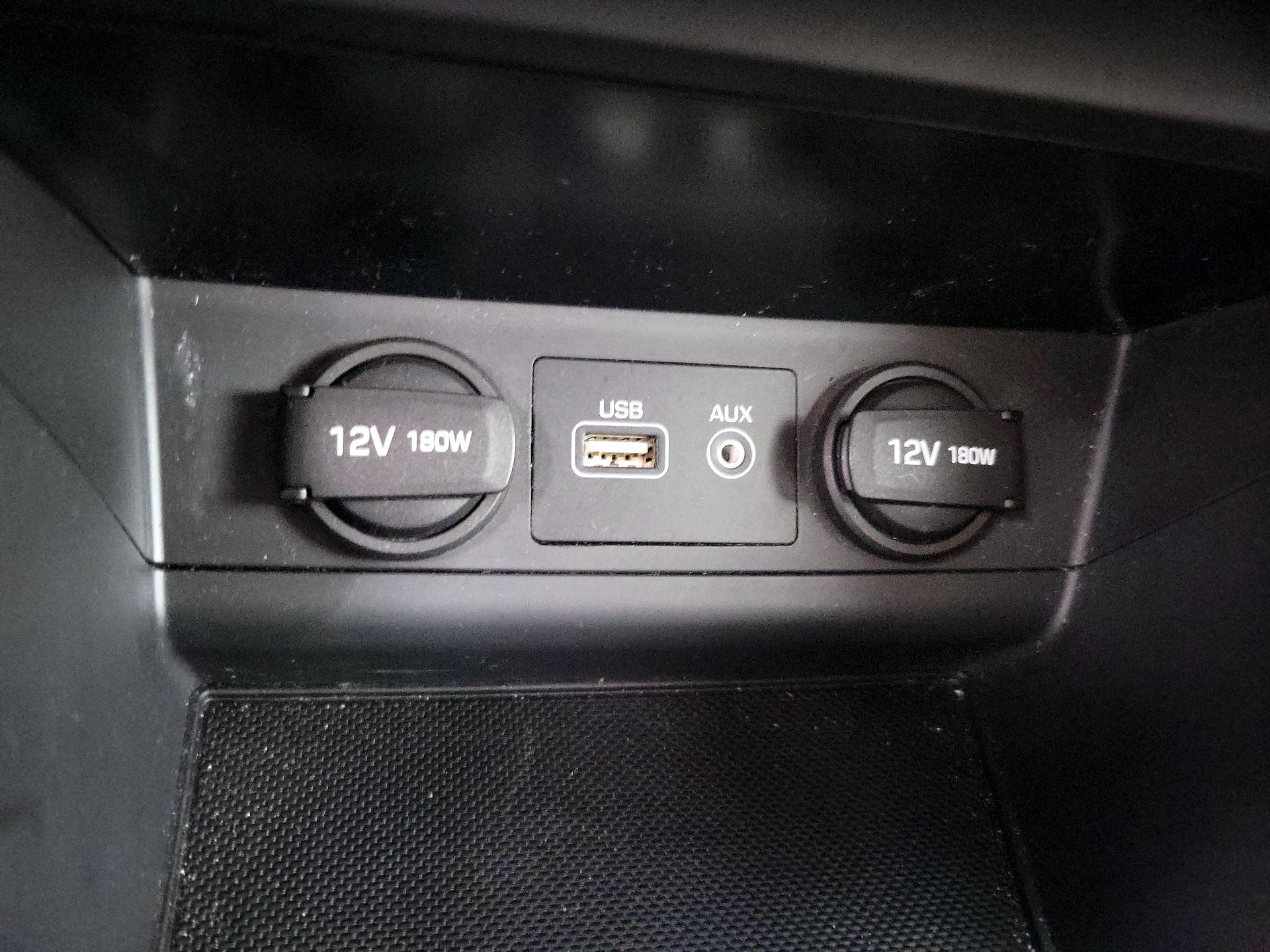 Thumbnail: 2015 Hyundai Sonata - 17