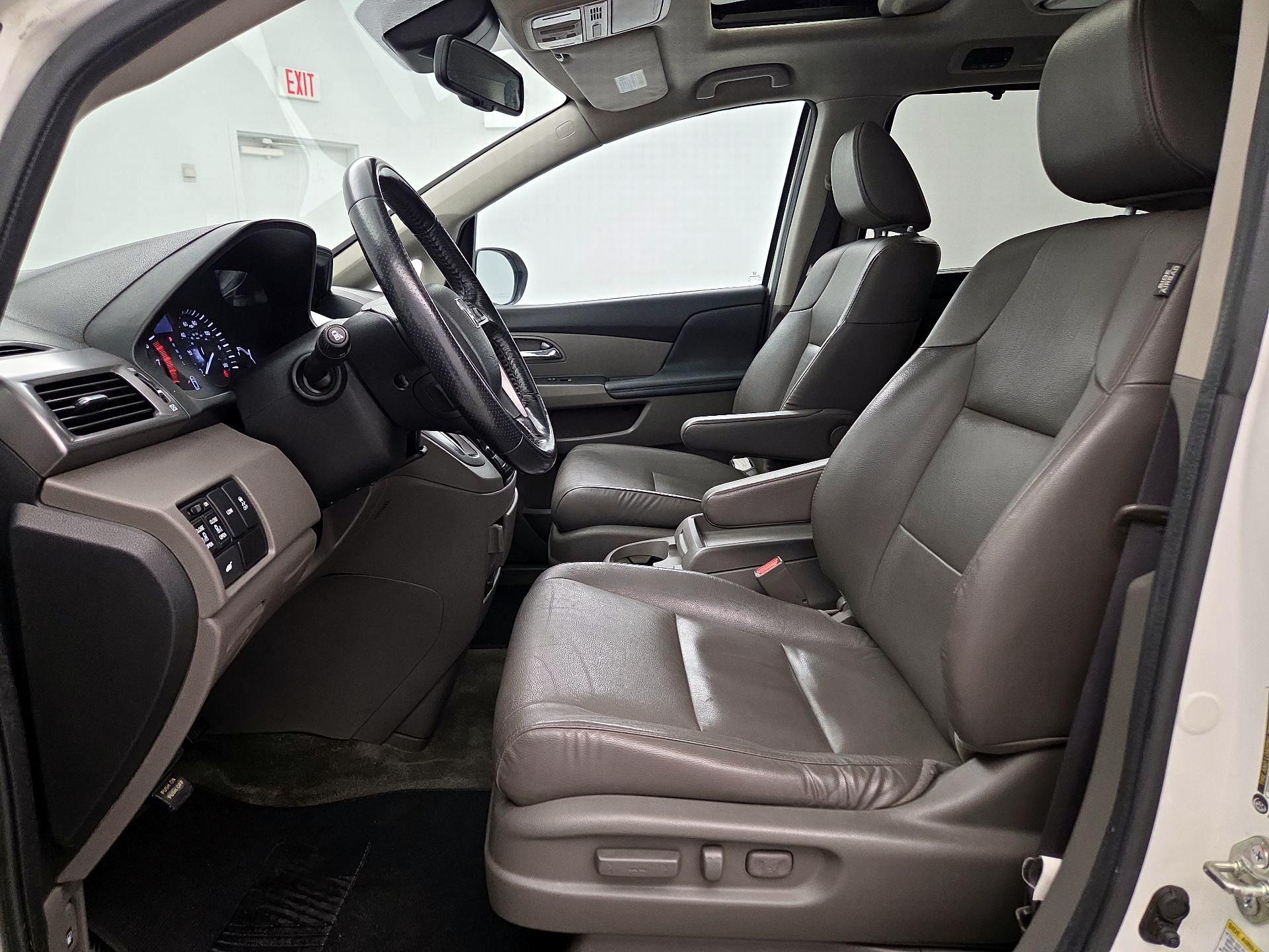 Thumbnail: 2015 Honda Odyssey - 11