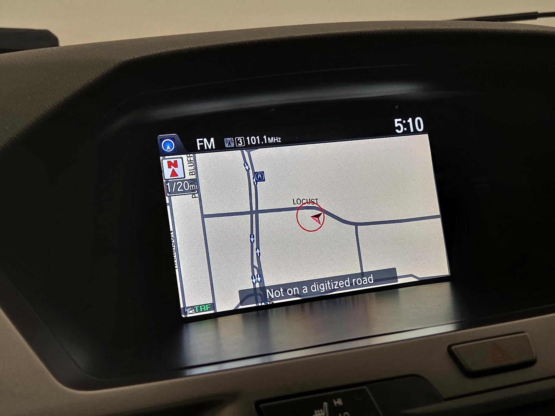Thumbnail: 2015 Honda Odyssey - 14