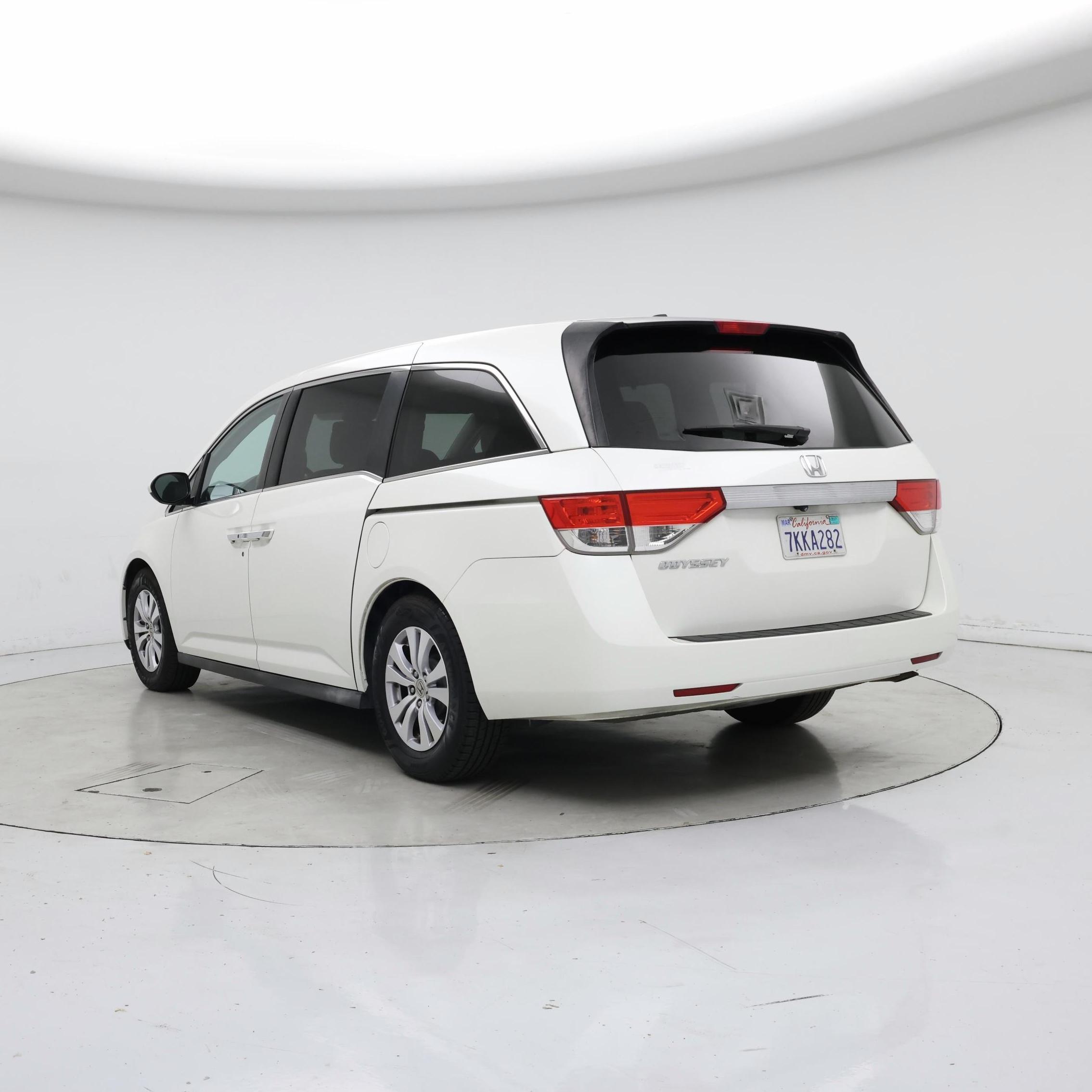 Thumbnail: 2015 Honda Odyssey - 2