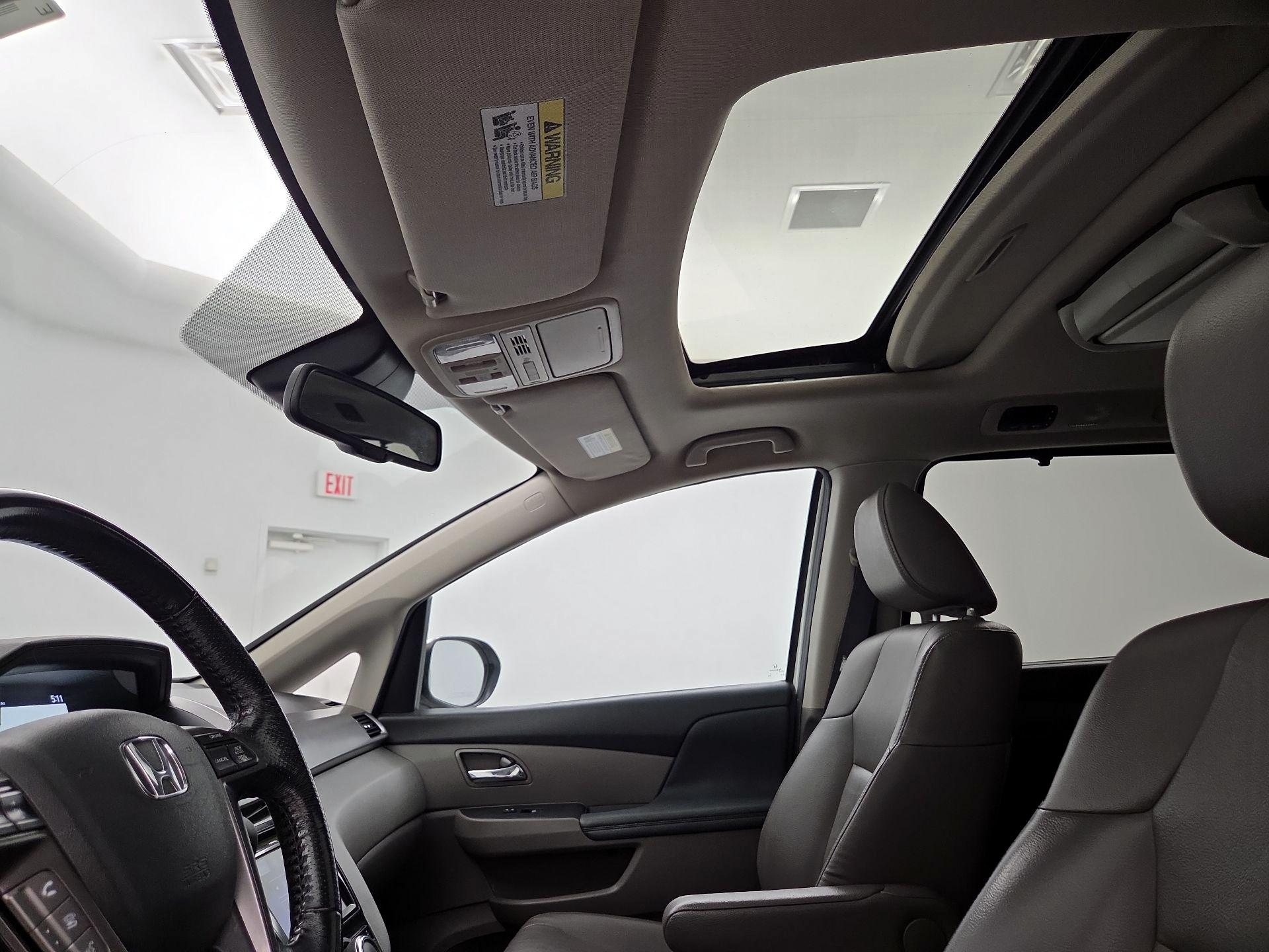 Thumbnail: 2015 Honda Odyssey - 20