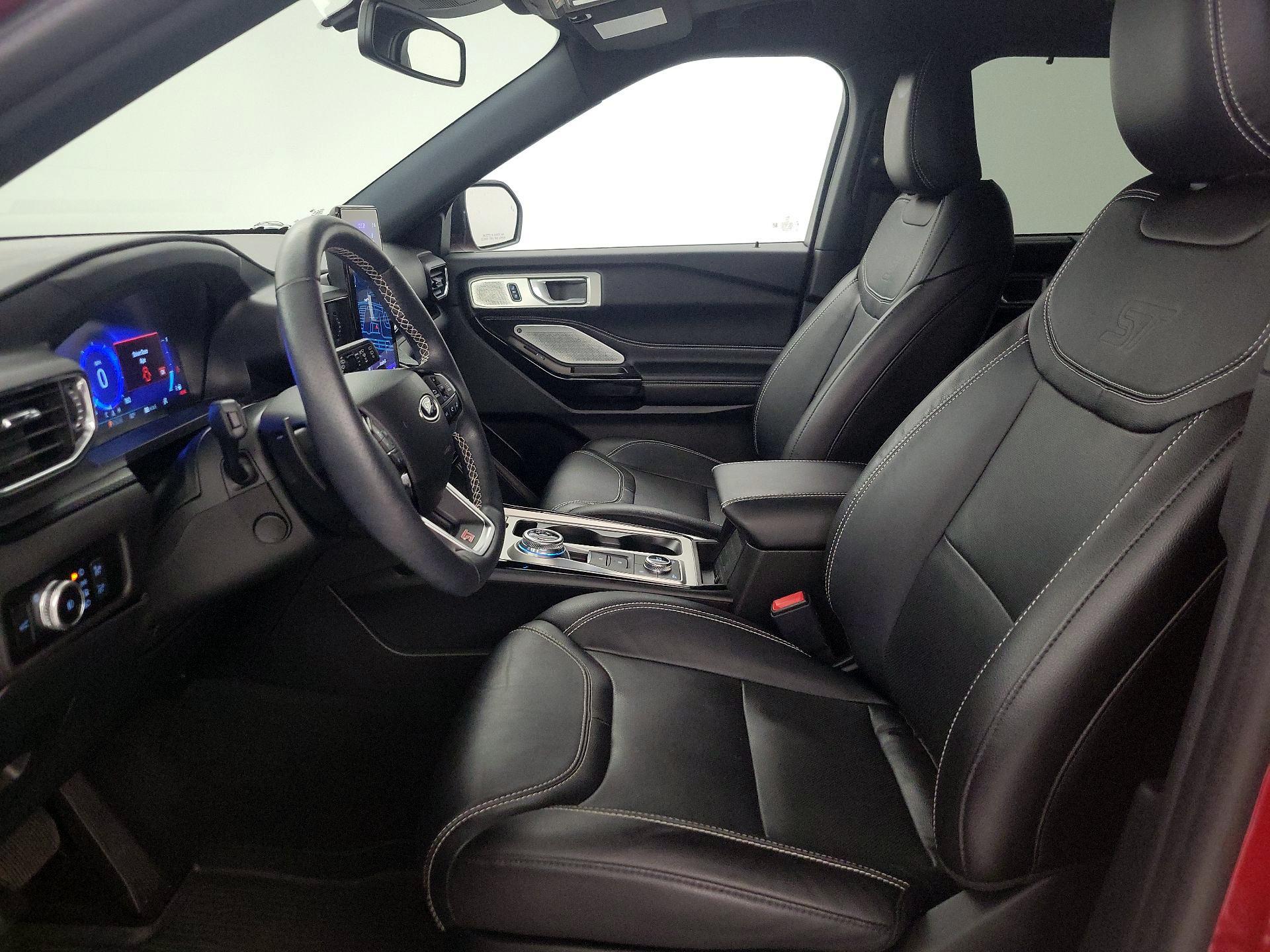 Thumbnail: 2022 Ford Explorer - 11