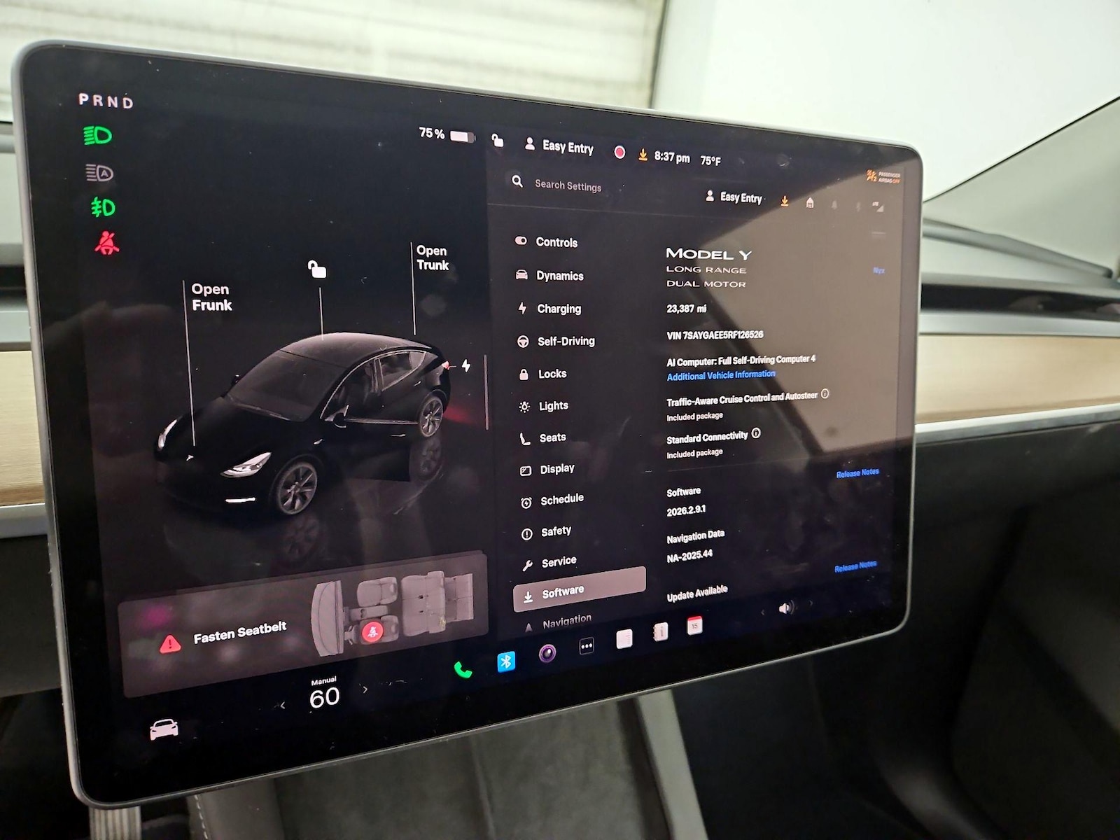 2024 Tesla Model Y Long Range - Photo 14