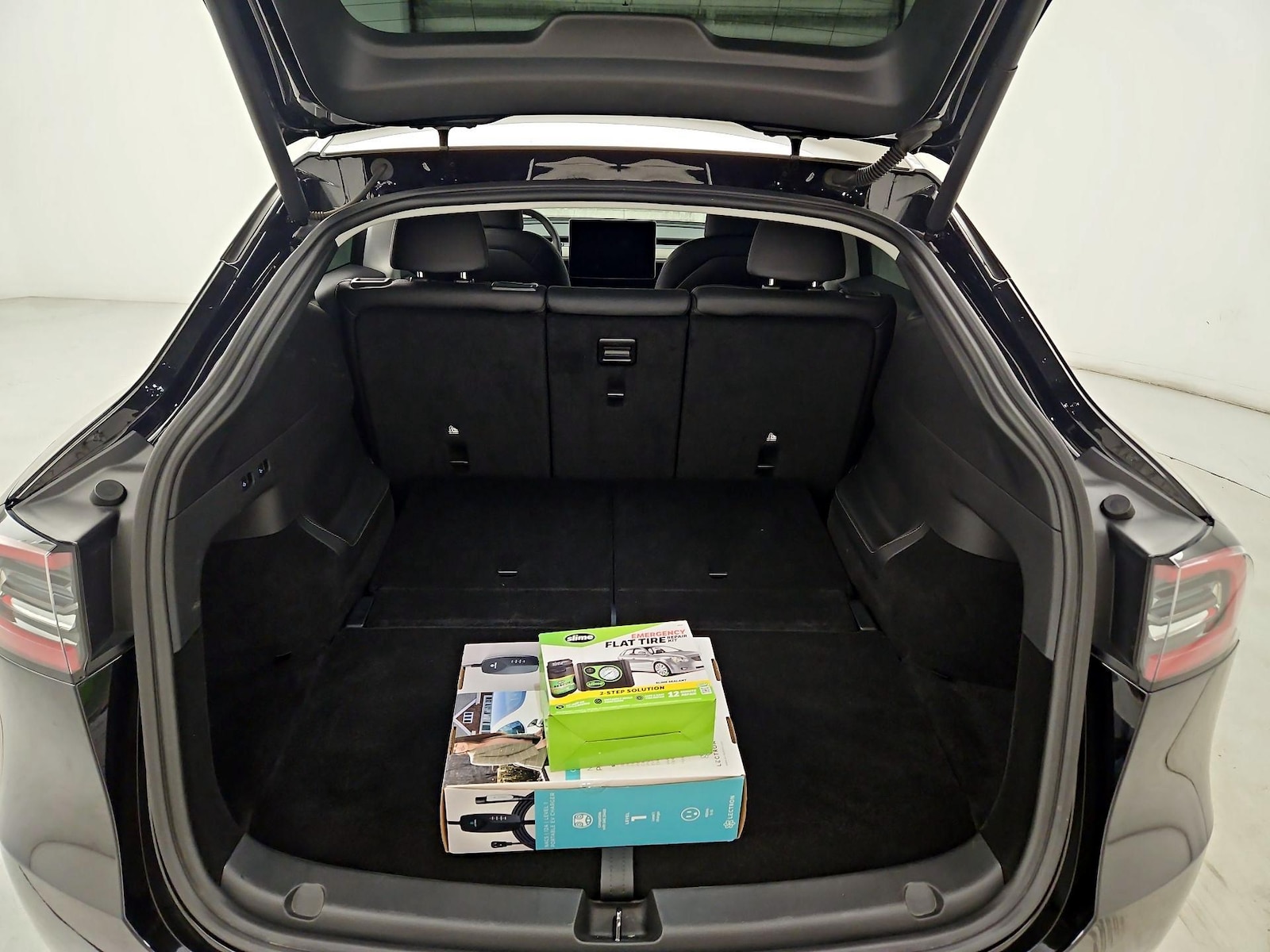 2024 Tesla Model Y Long Range - Photo 22