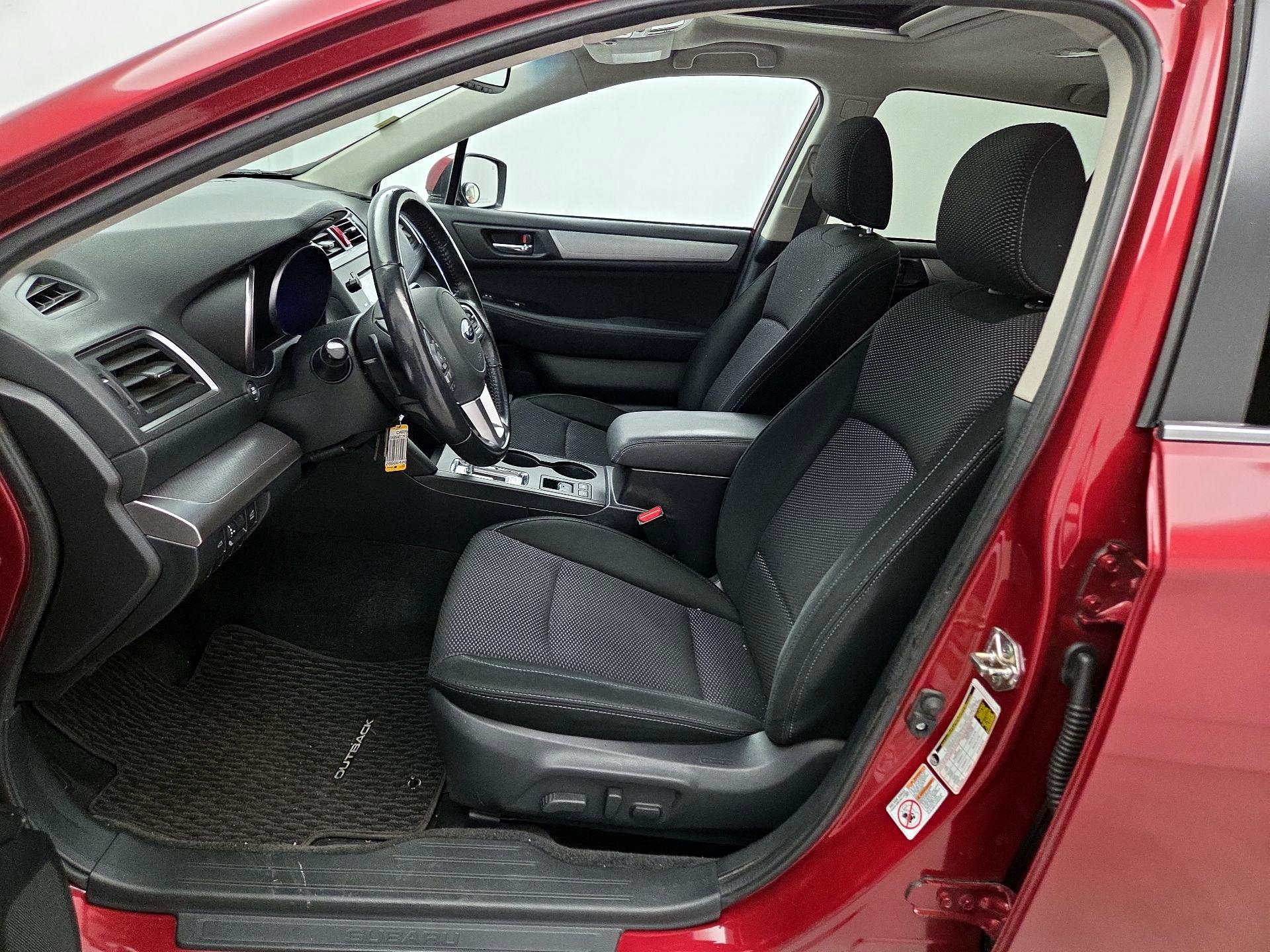 Thumbnail: 2015 Subaru Outback - 11
