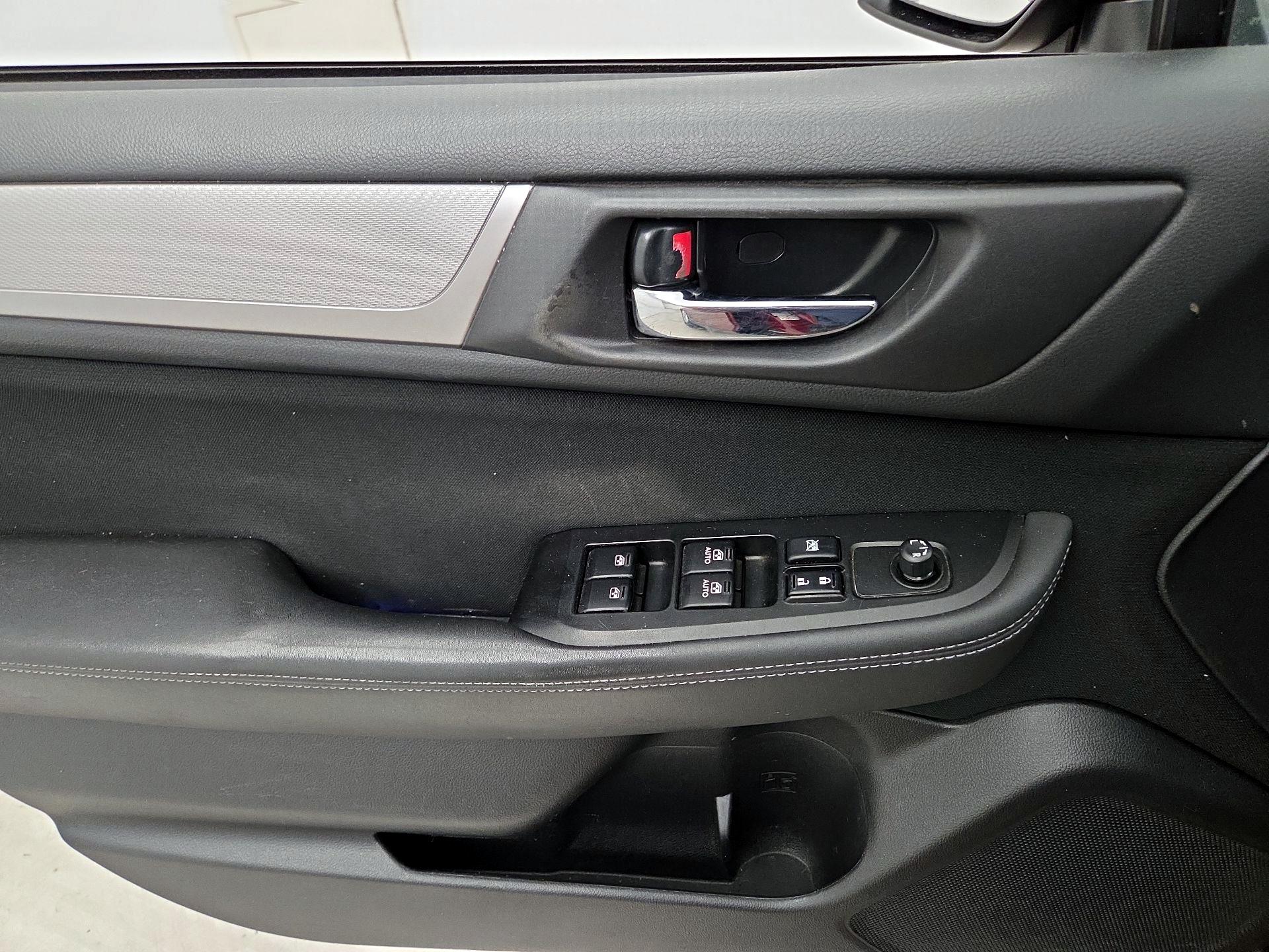 Thumbnail: 2015 Subaru Outback - 12