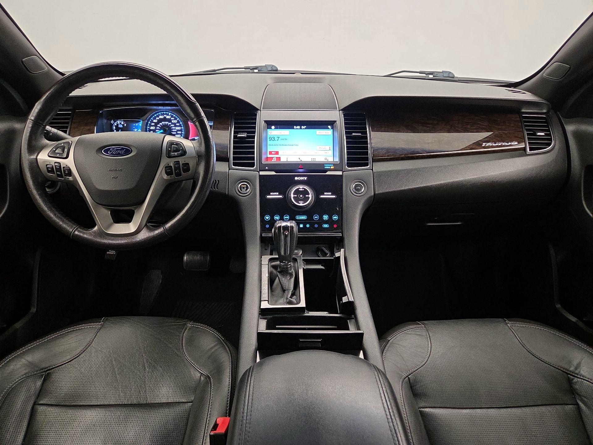 Thumbnail: 2017 Ford Taurus - 9