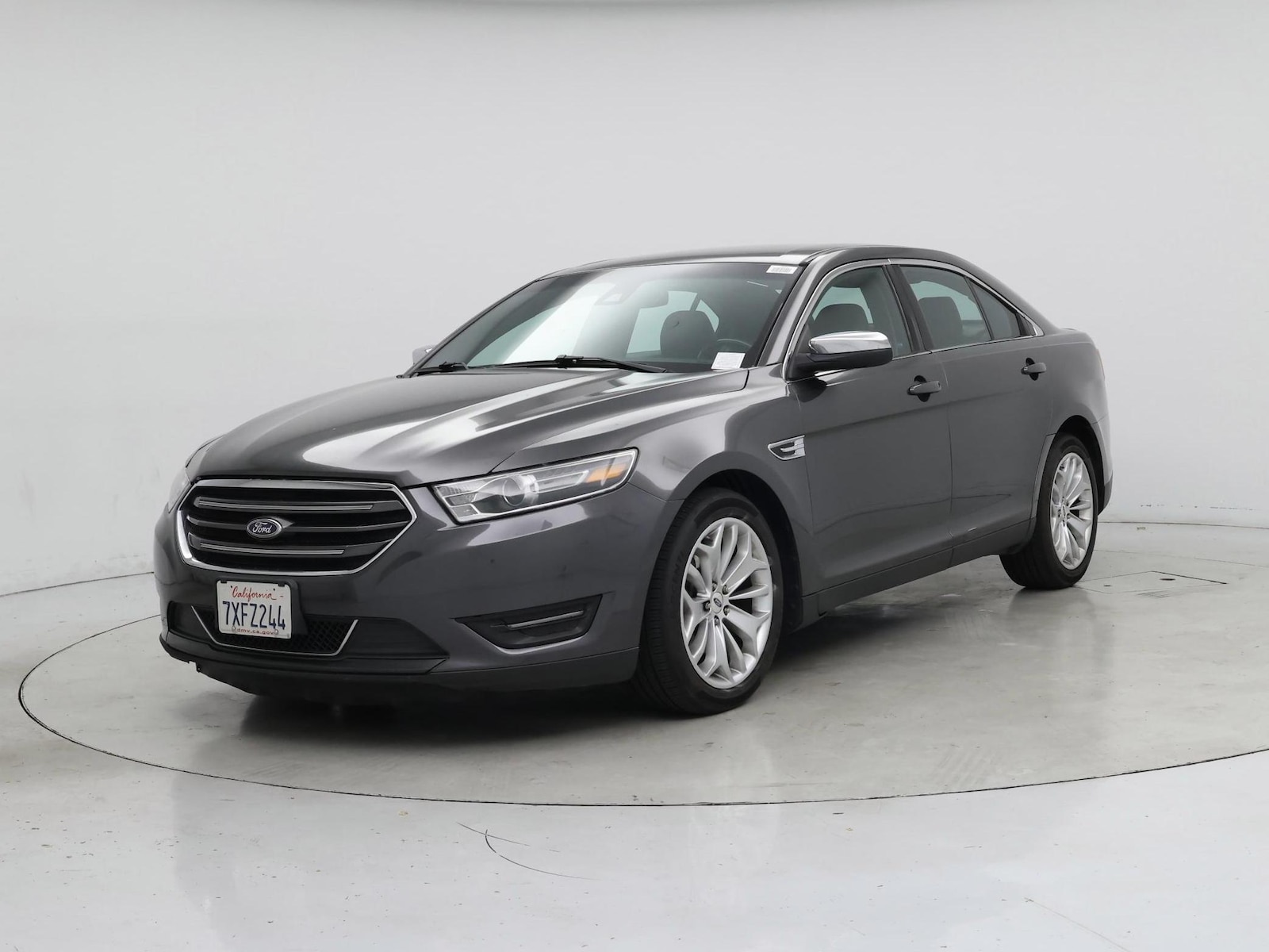 2017 Ford Taurus Limited - Photo 5