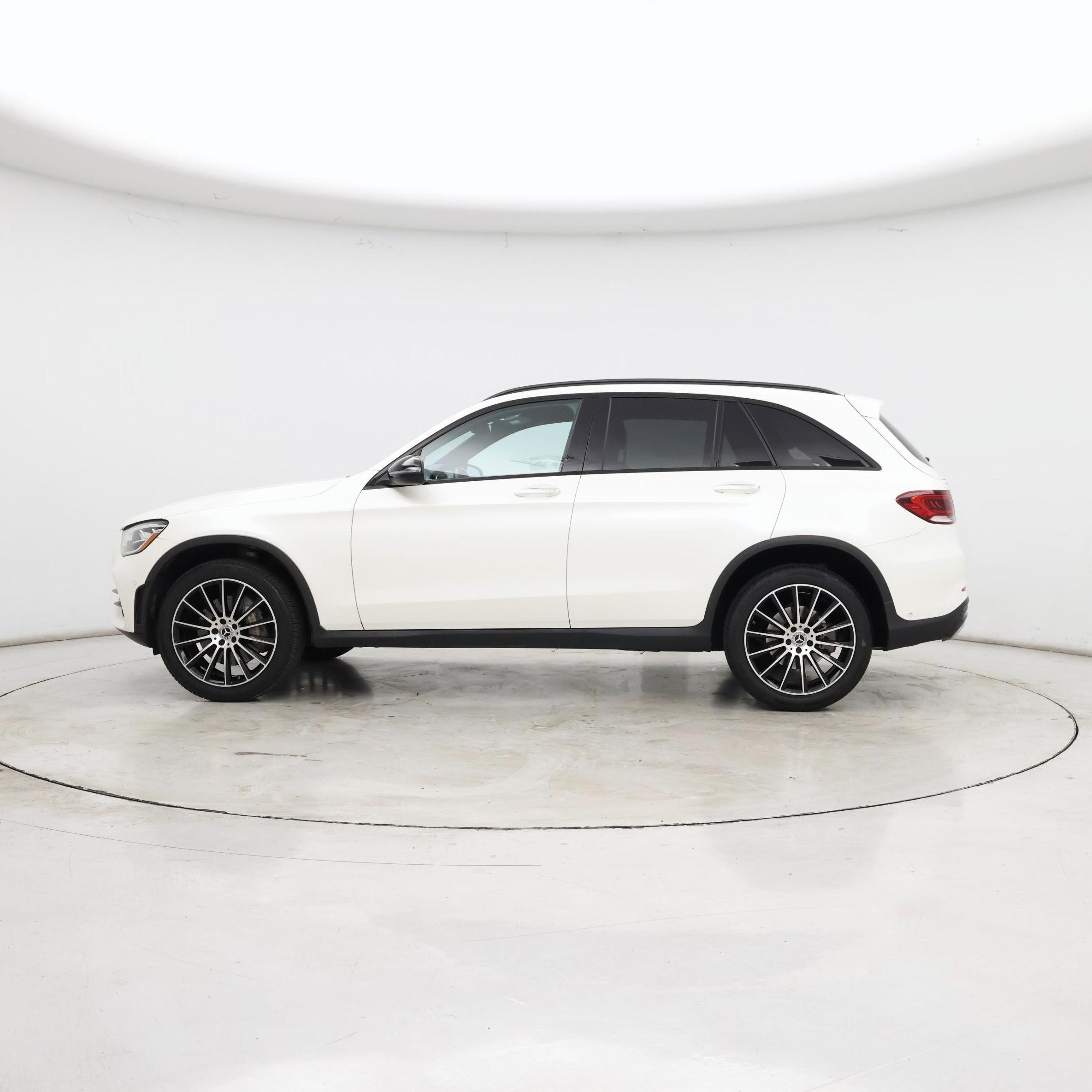 Thumbnail: 2022 Mercedes-Benz GLC - 3