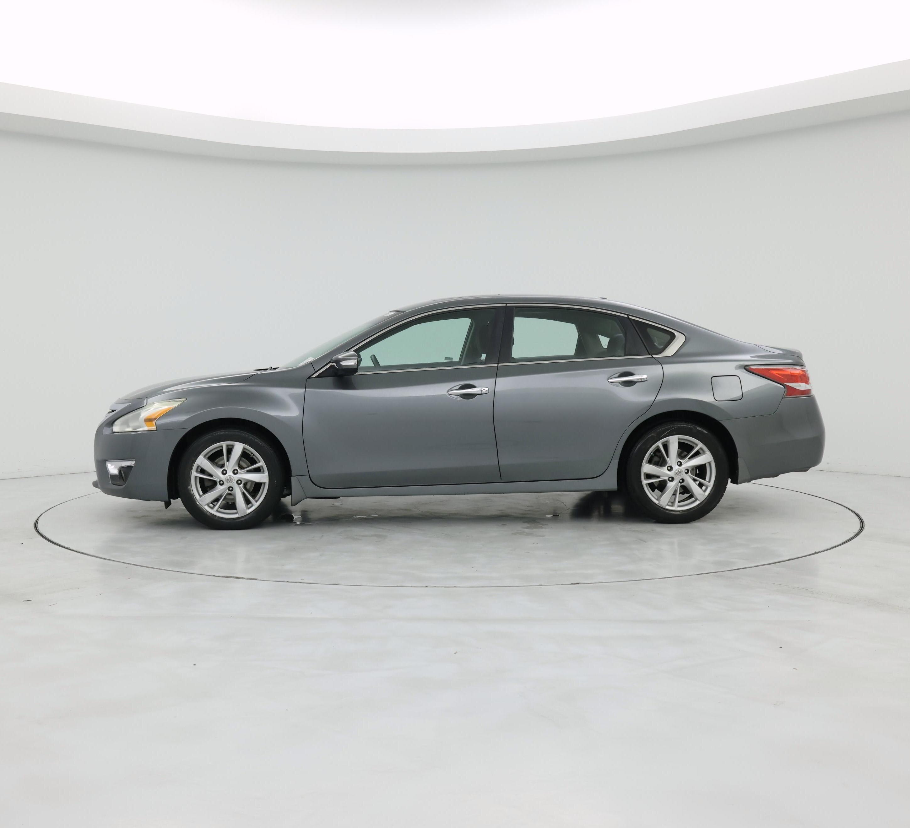 Thumbnail: 2015 Nissan Altima - 3