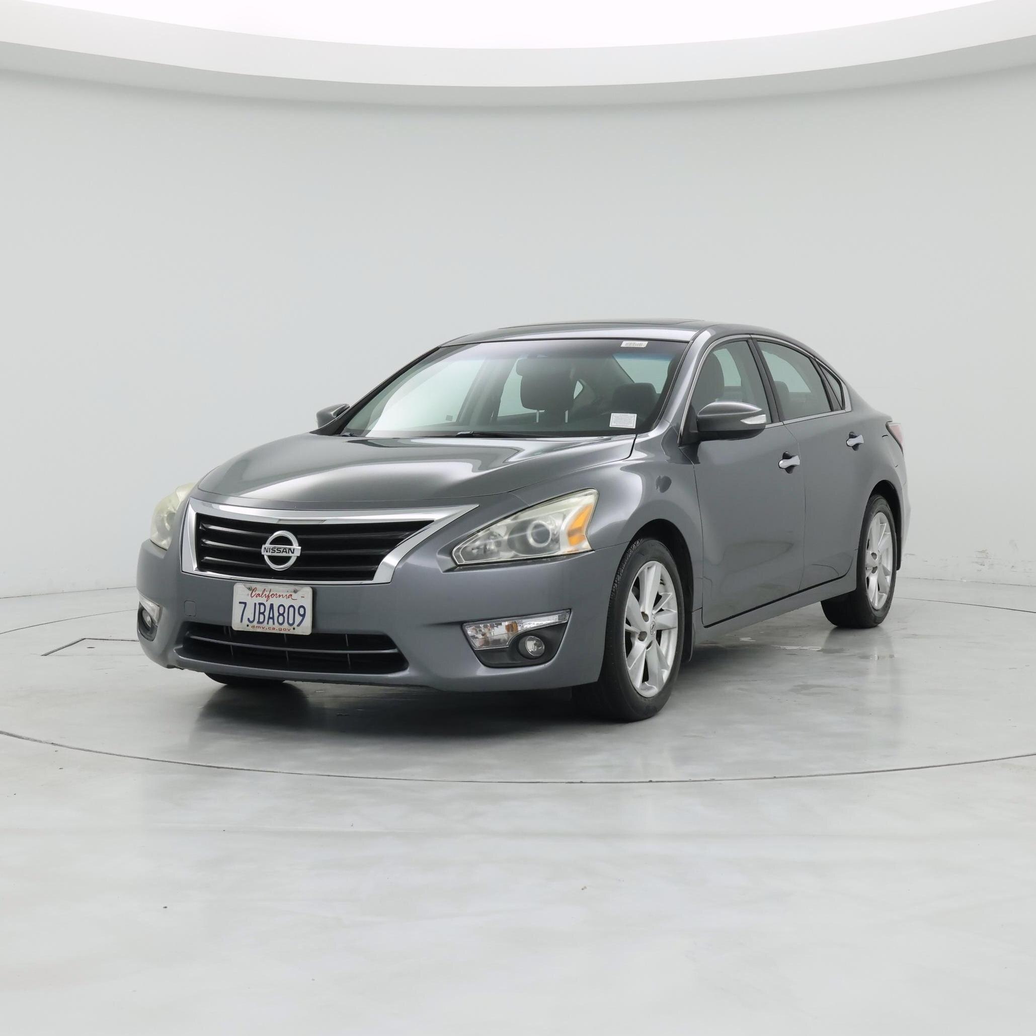 Thumbnail: 2015 Nissan Altima - 4