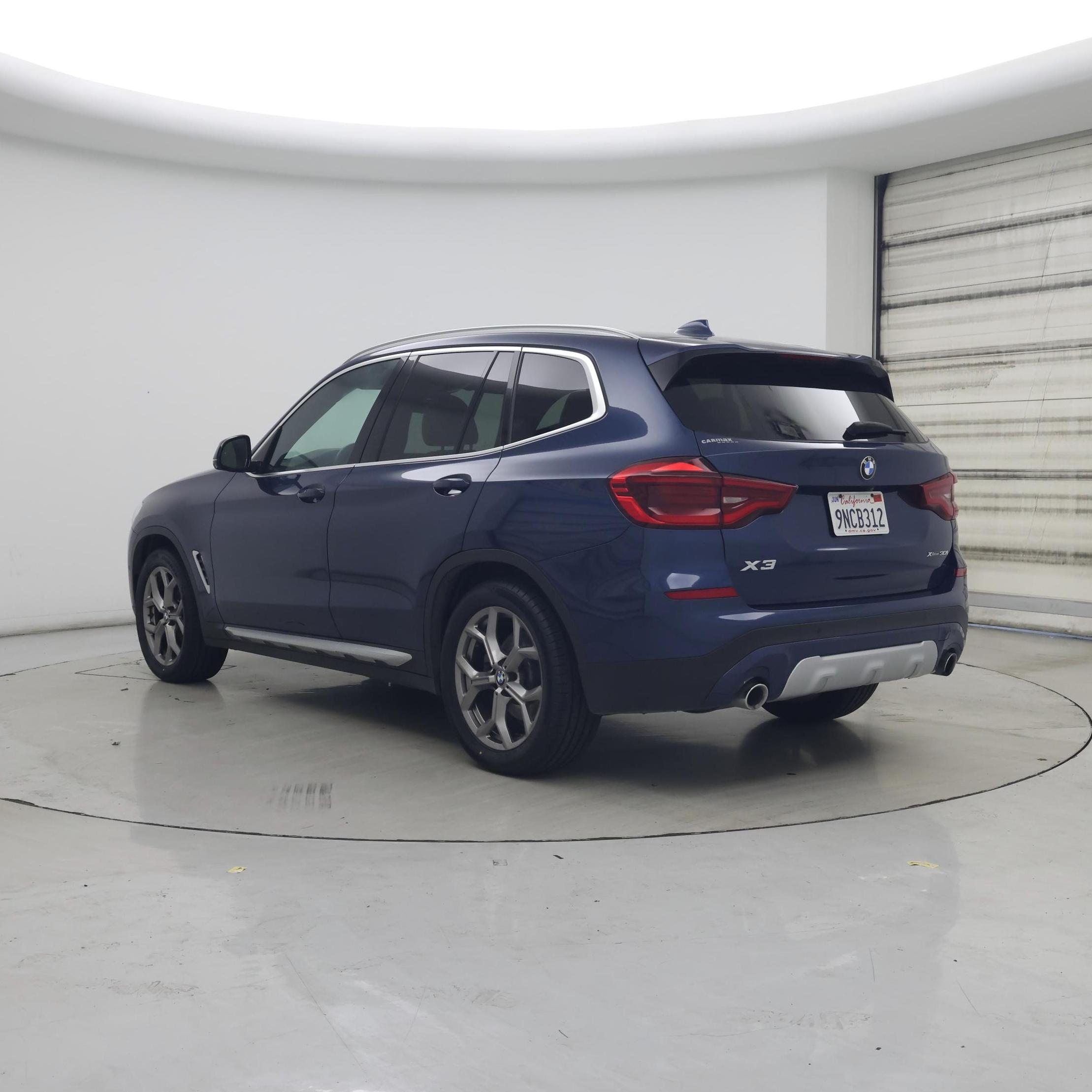 Thumbnail: 2021 BMW X3 - 2