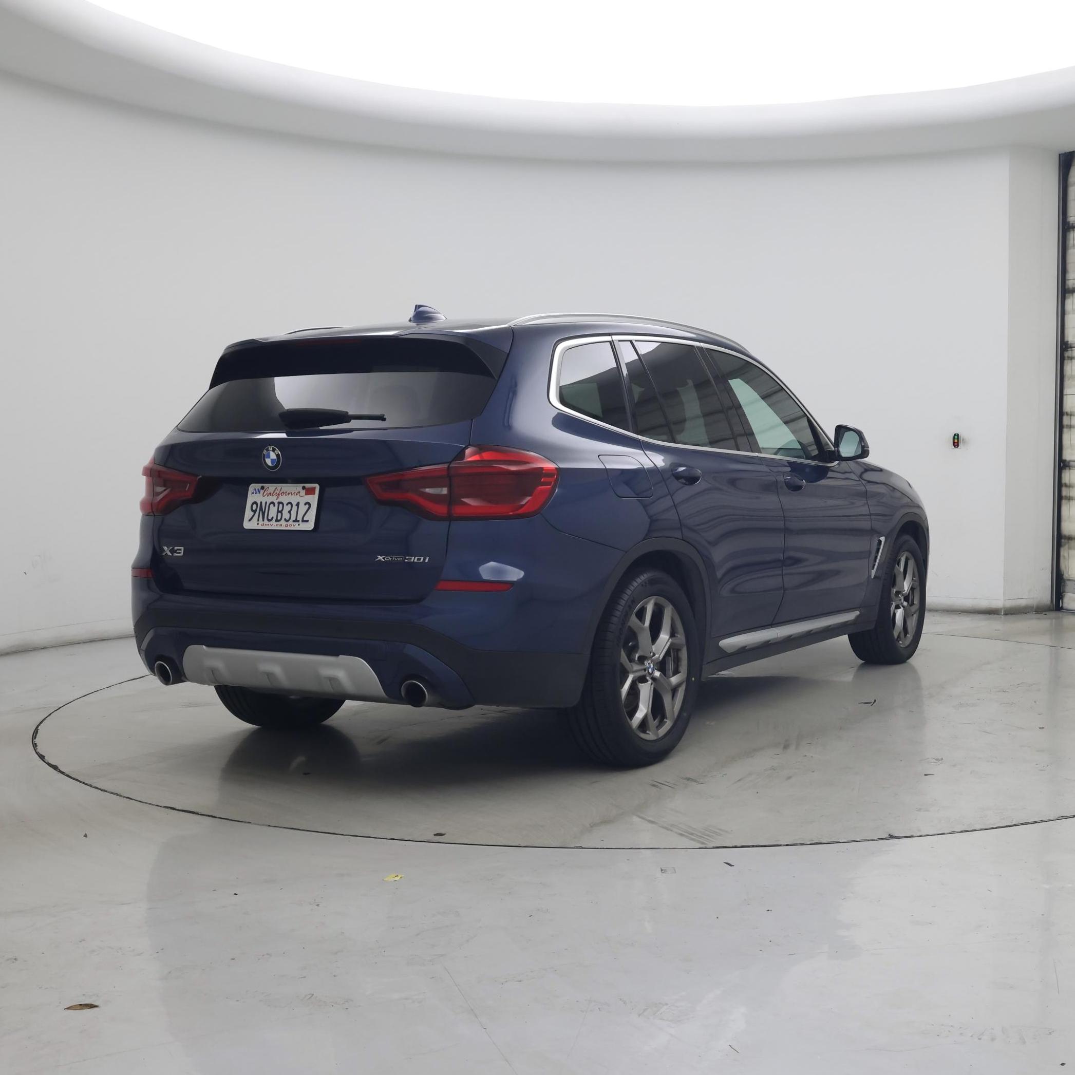 Thumbnail: 2021 BMW X3 - 8