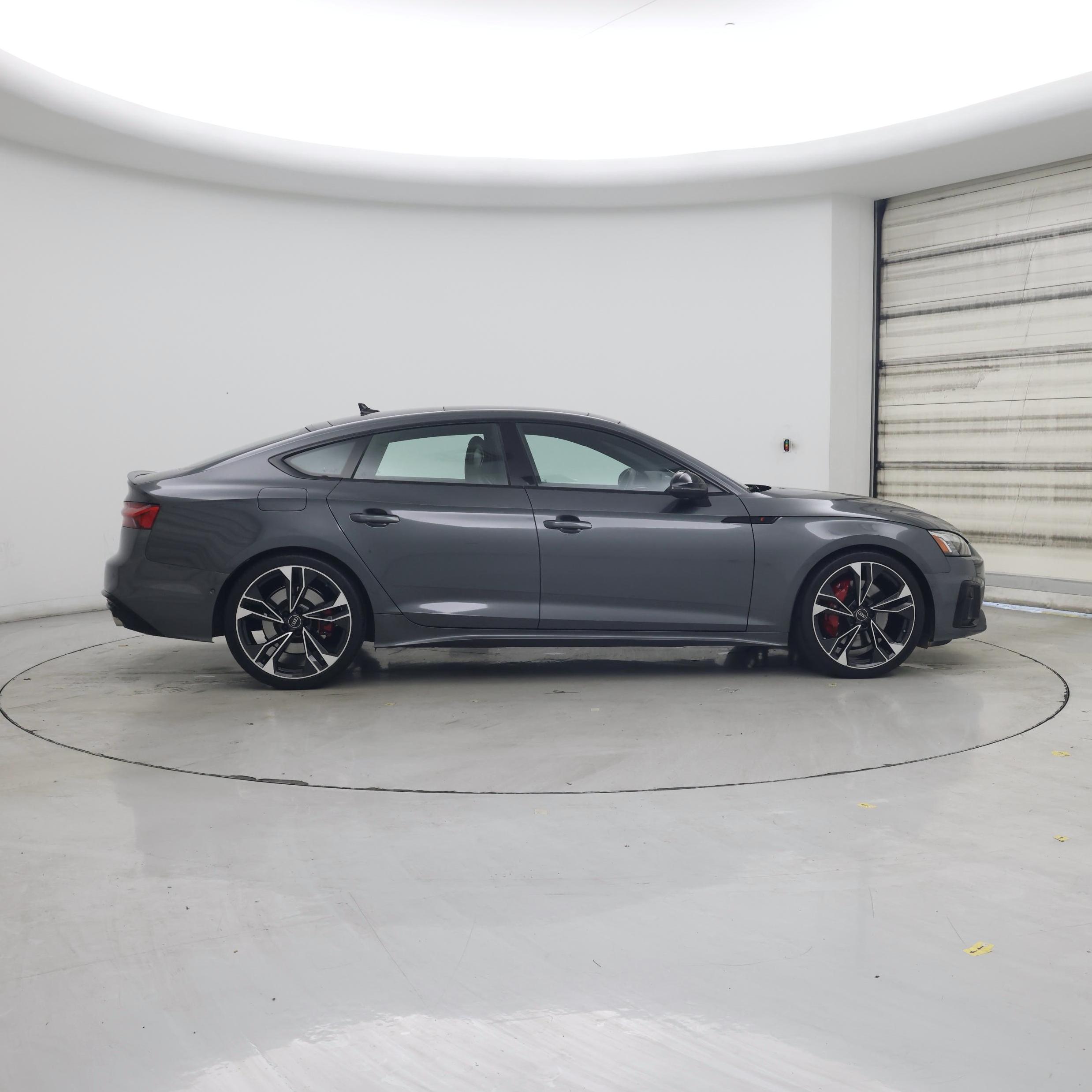Thumbnail: 2022 Audi S5 - 7