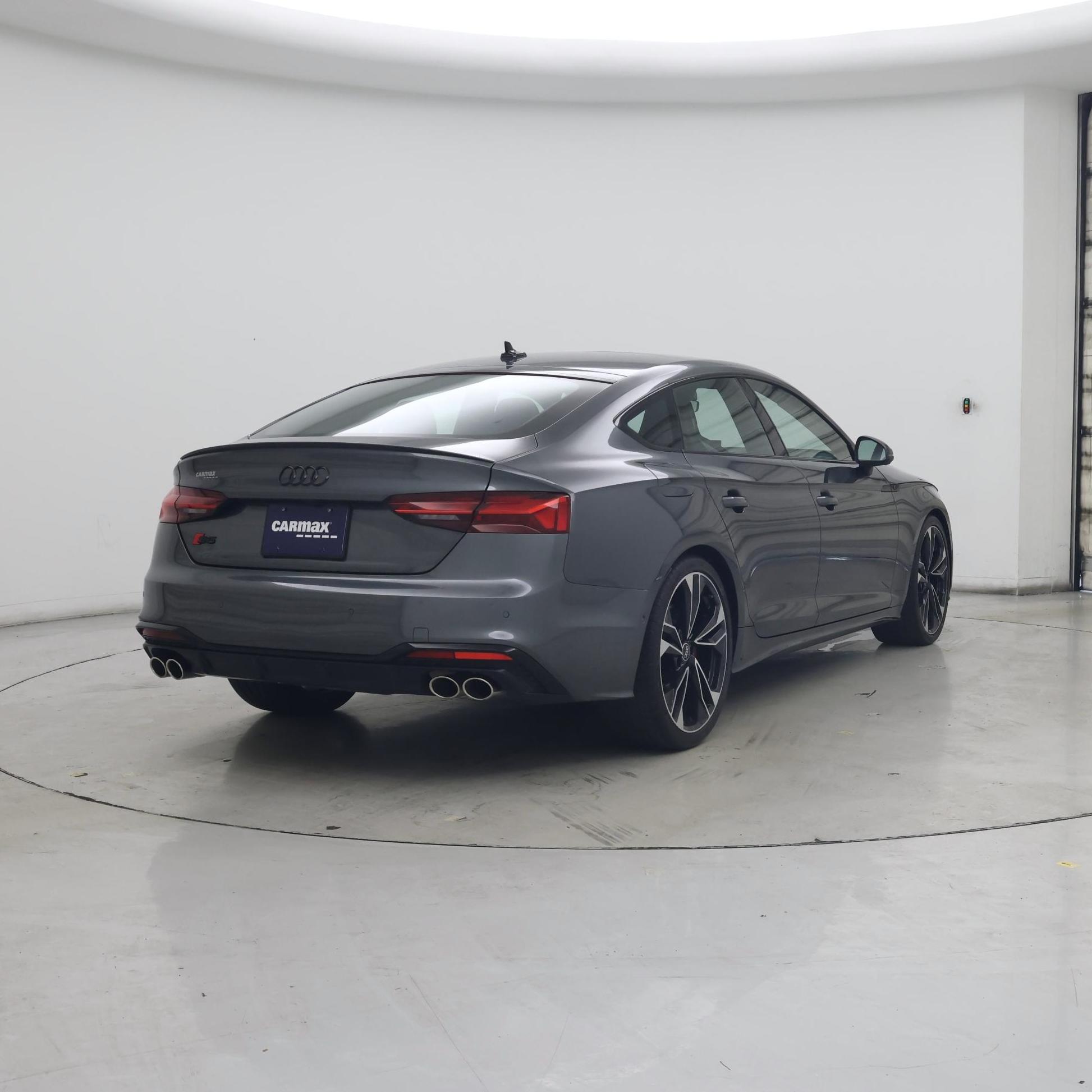 Thumbnail: 2022 Audi S5 - 8