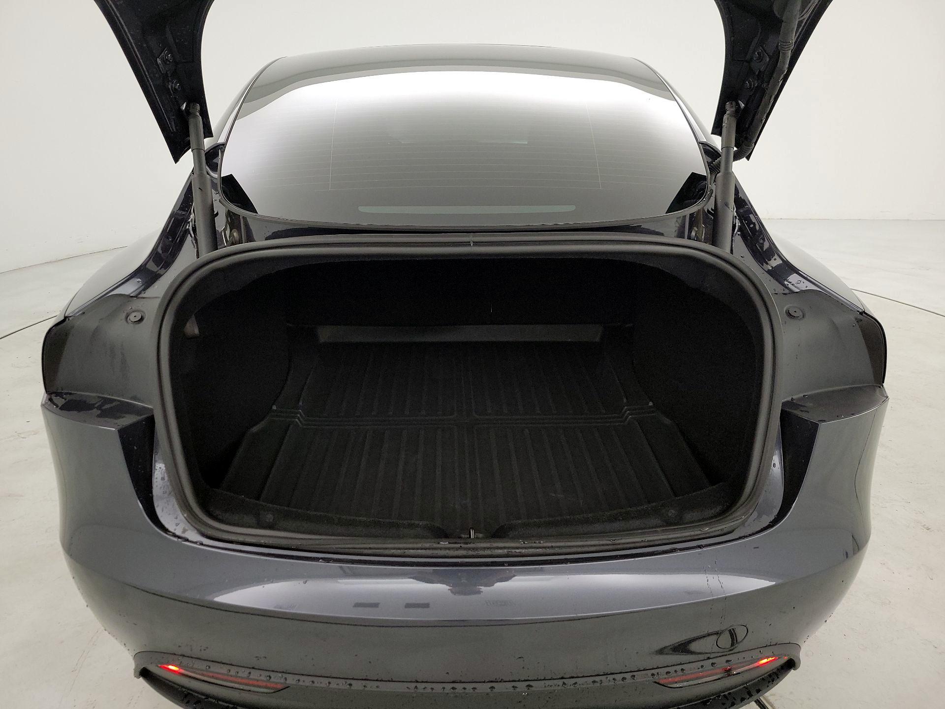 Thumbnail: 2025 Tesla Model 3 - 20