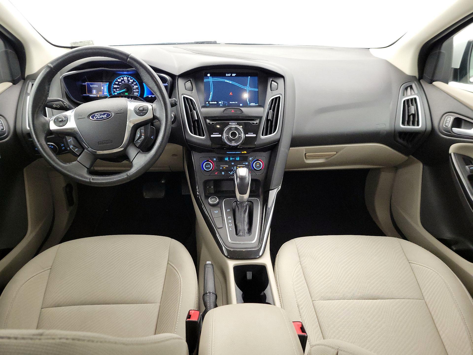 Thumbnail: 2017 Ford Focus - 9