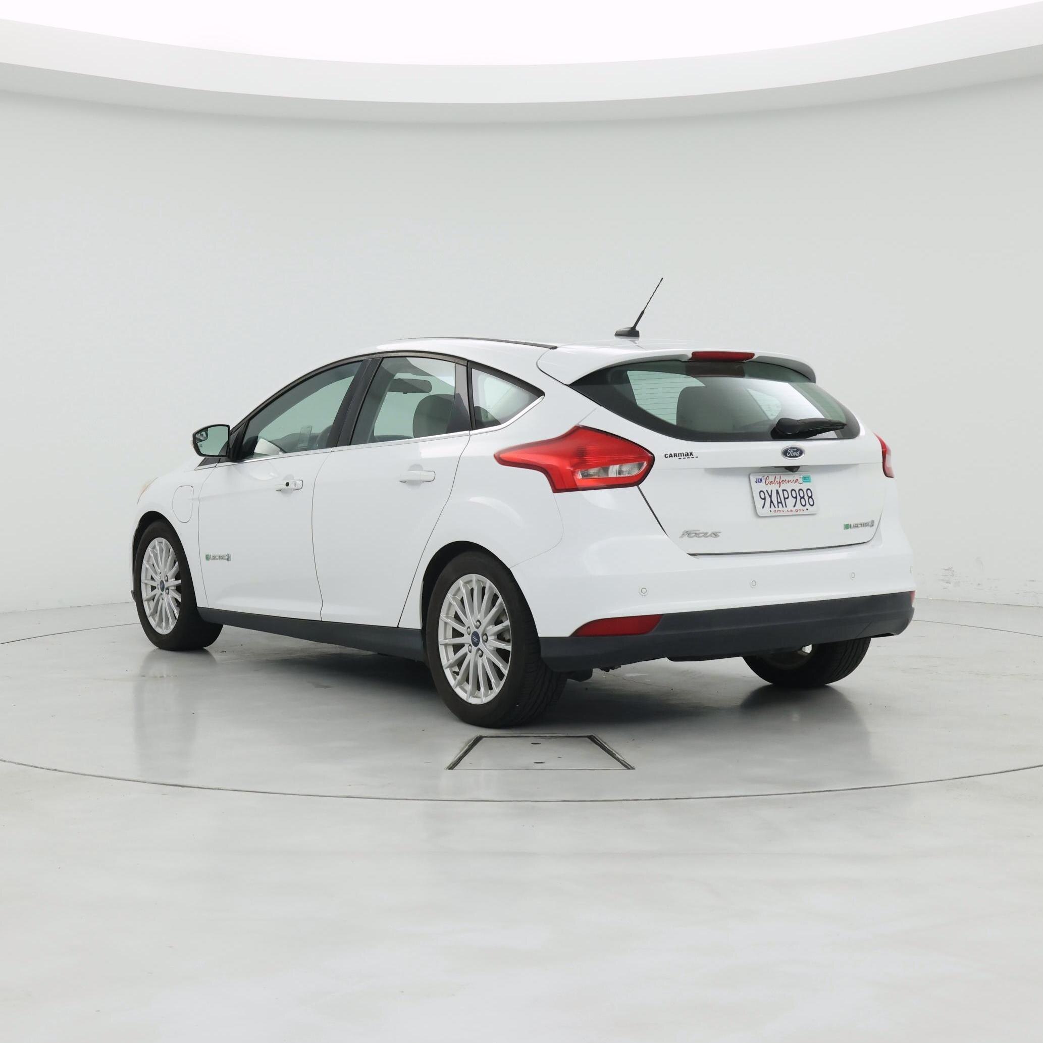 Thumbnail: 2017 Ford Focus - 2
