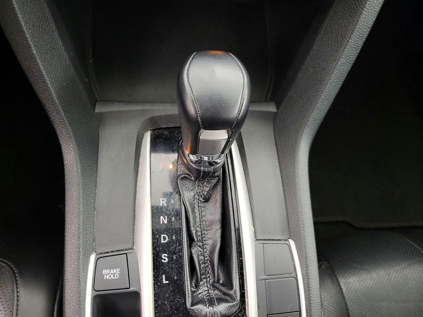 2017 Honda Civic EX-L - Photo 17