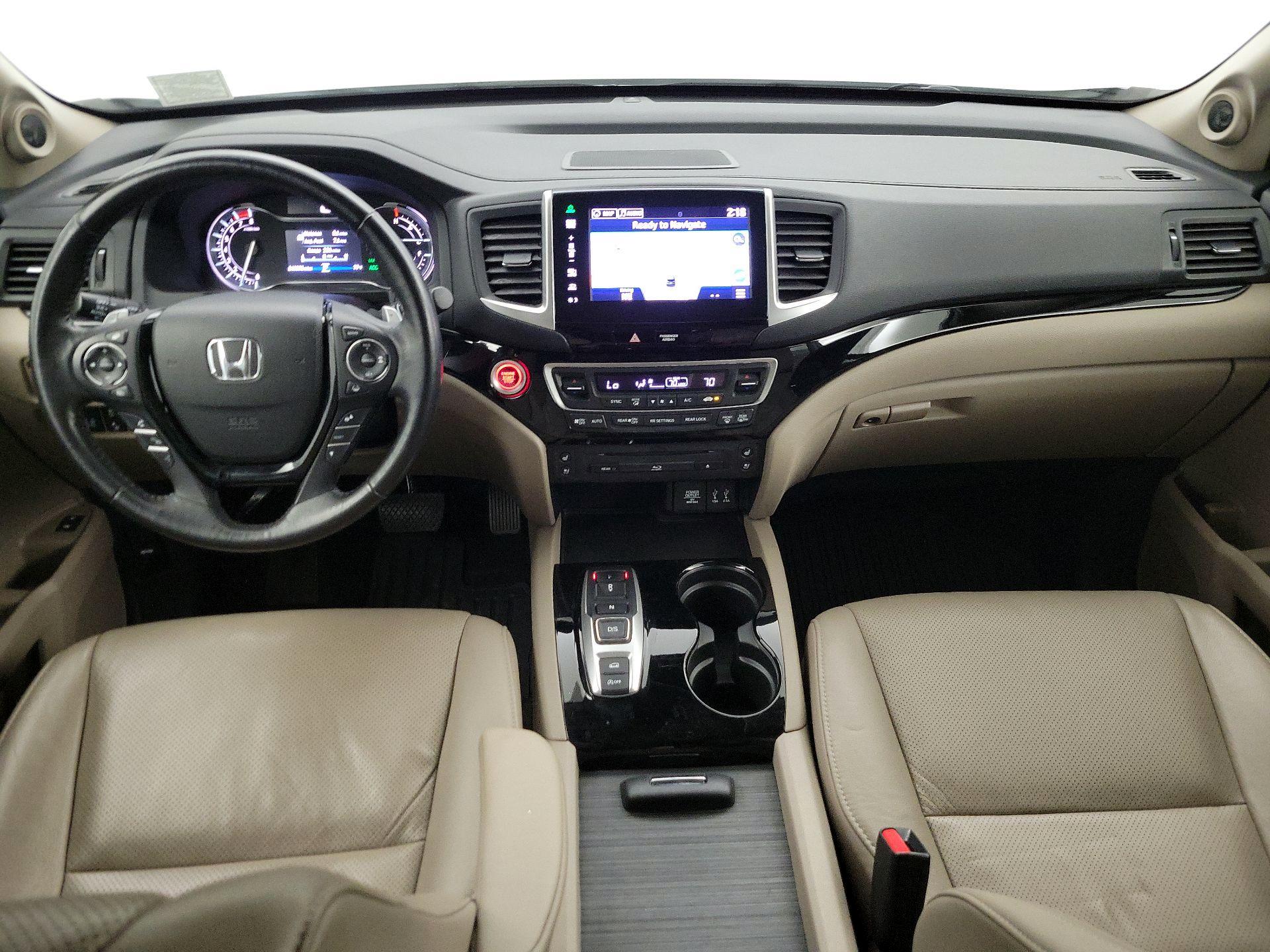 Thumbnail: 2016 Honda Pilot - 9