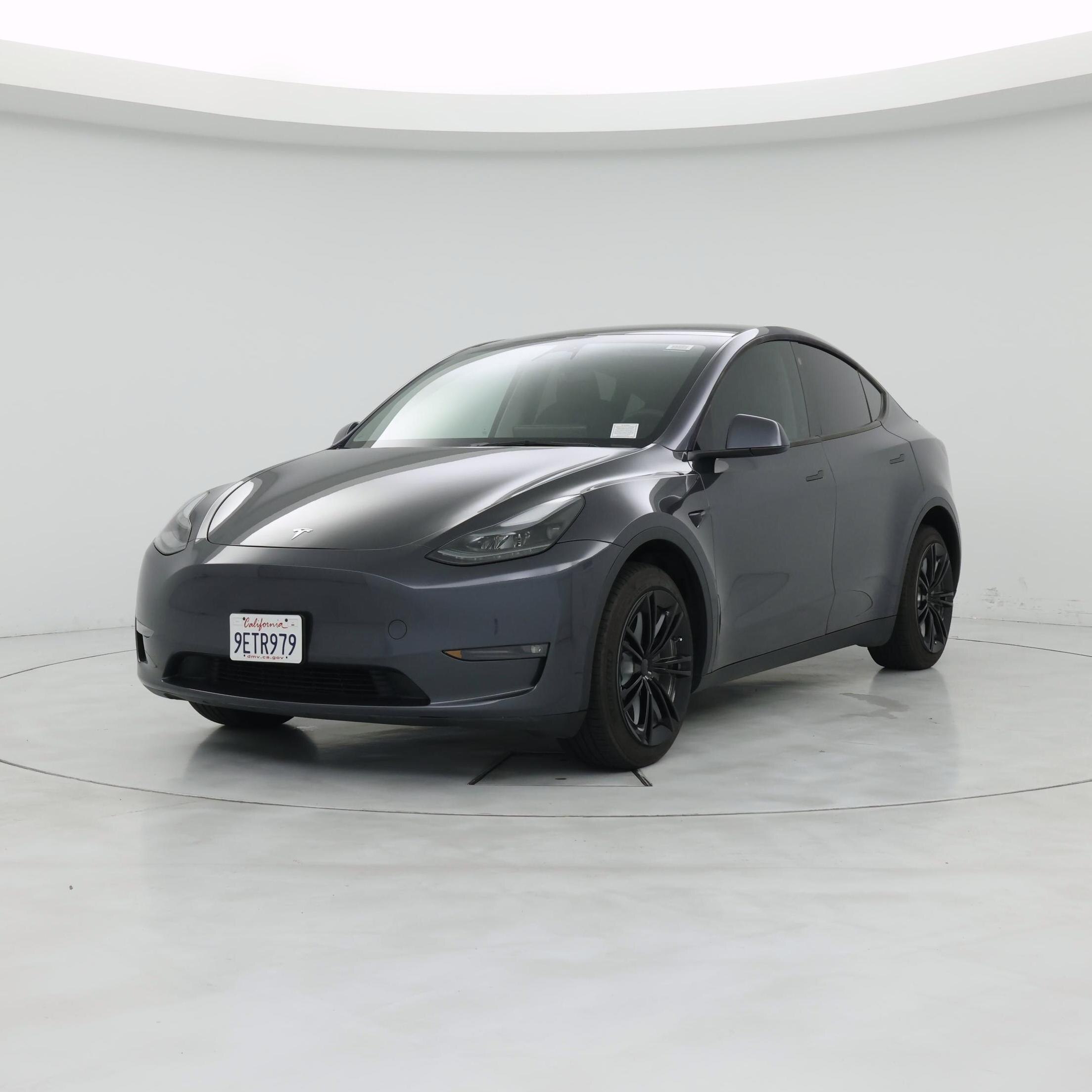 Thumbnail: 2023 Tesla Model Y - 4