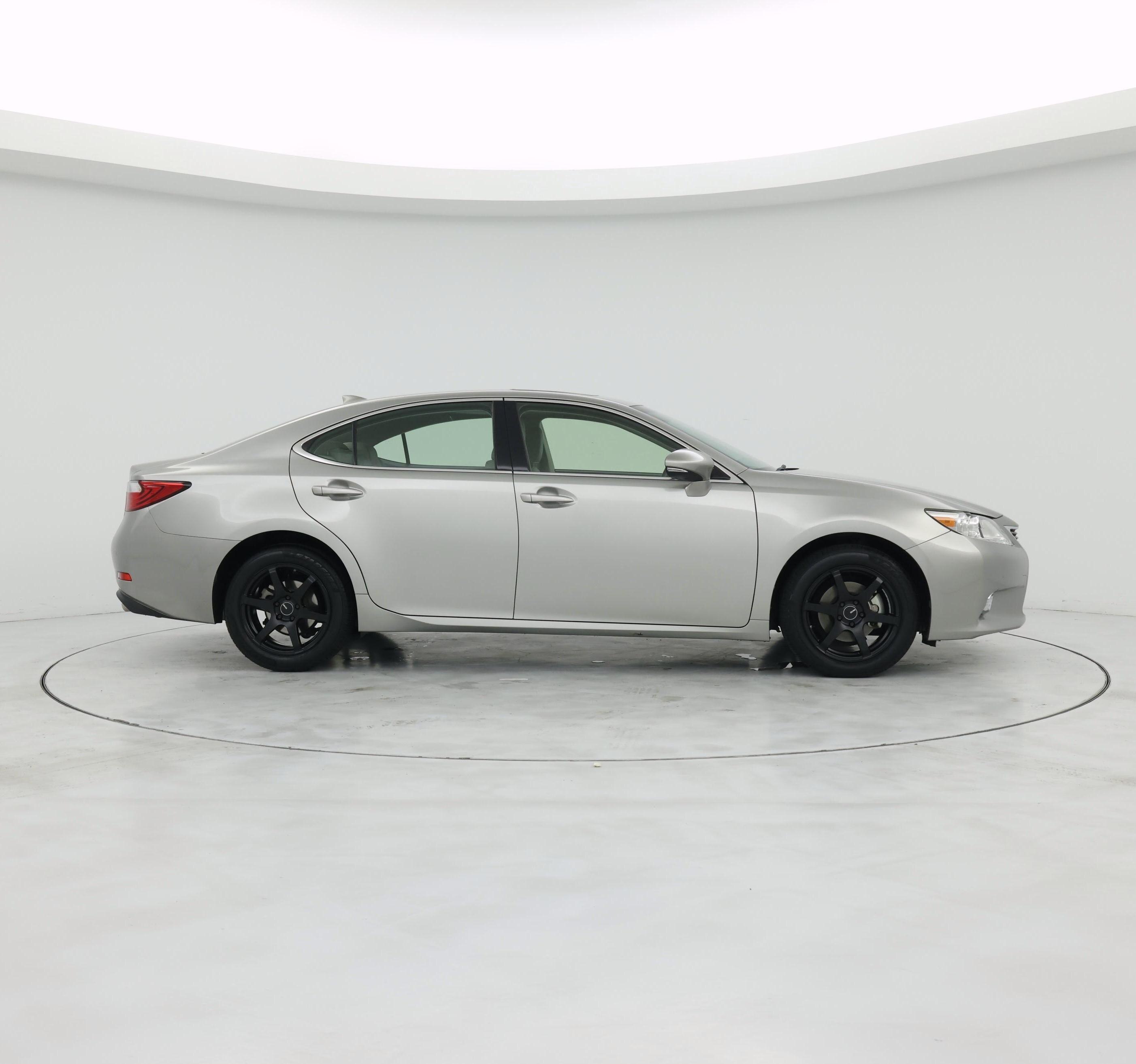 Thumbnail: 2015 Lexus ES - 7