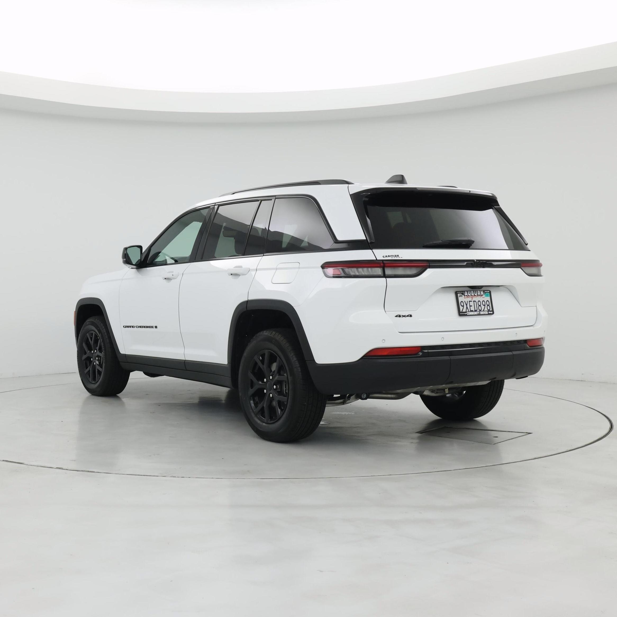 Thumbnail: 2025 Jeep Grand Cherokee - 2